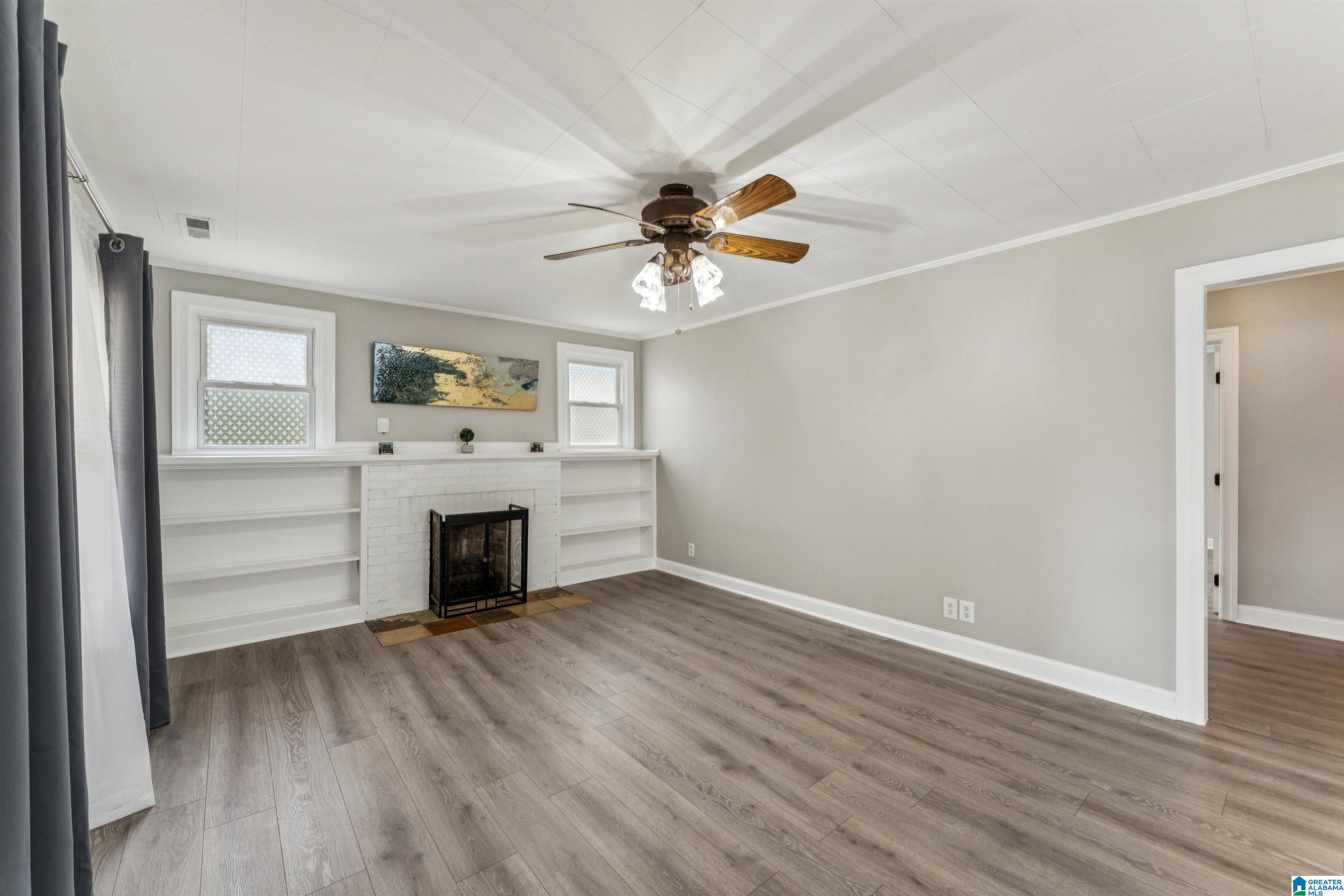 Homes for sale in Hueytown, AL | 120 Honeysuckle Road, Hueytown, AL 35023 | MLS# 21444442