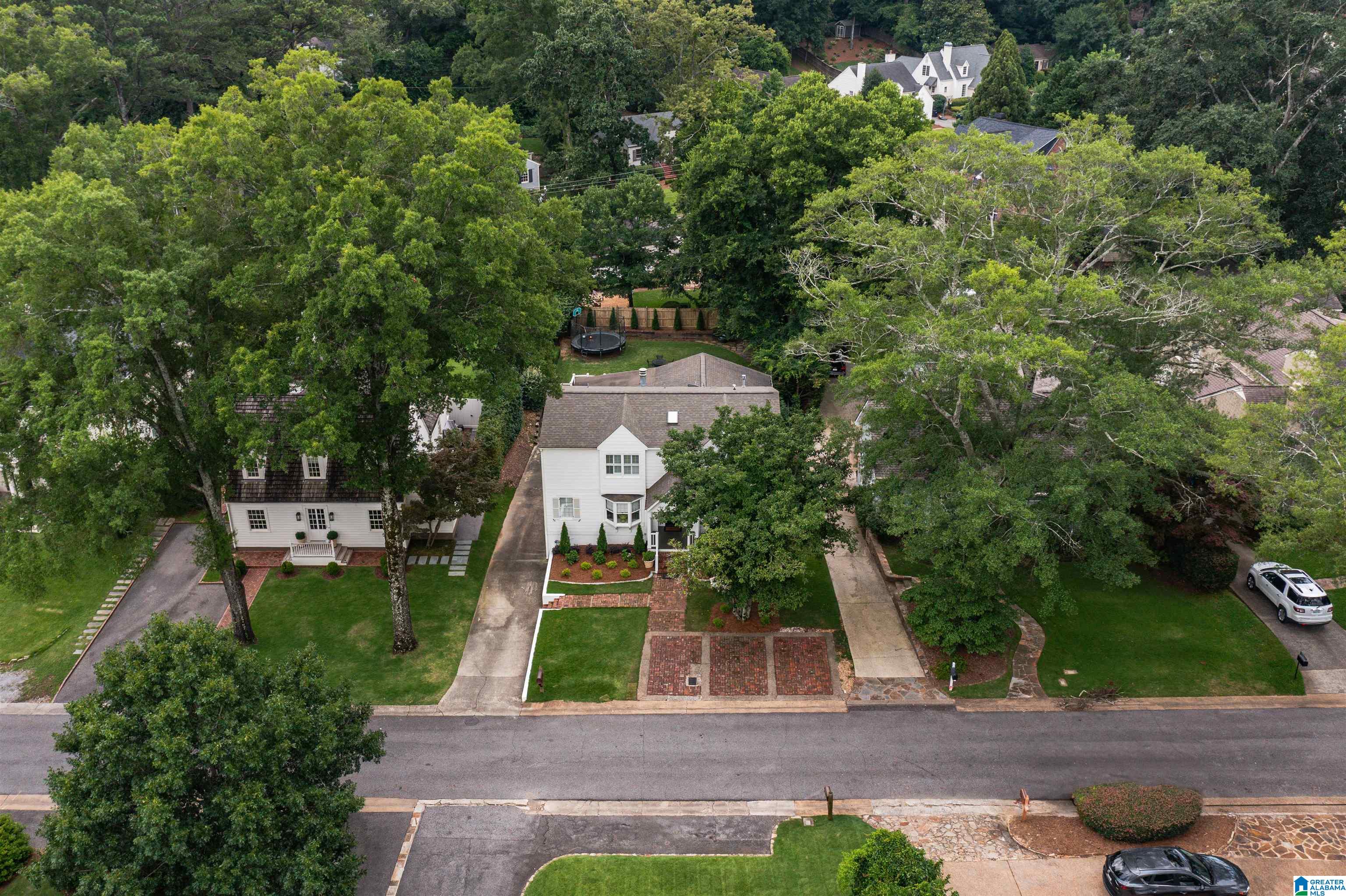 Homes for sale in Mountain Brook, AL | 23 Winthrop Avenue, Mountain Brook, AL 35213 | MLS# 21444444