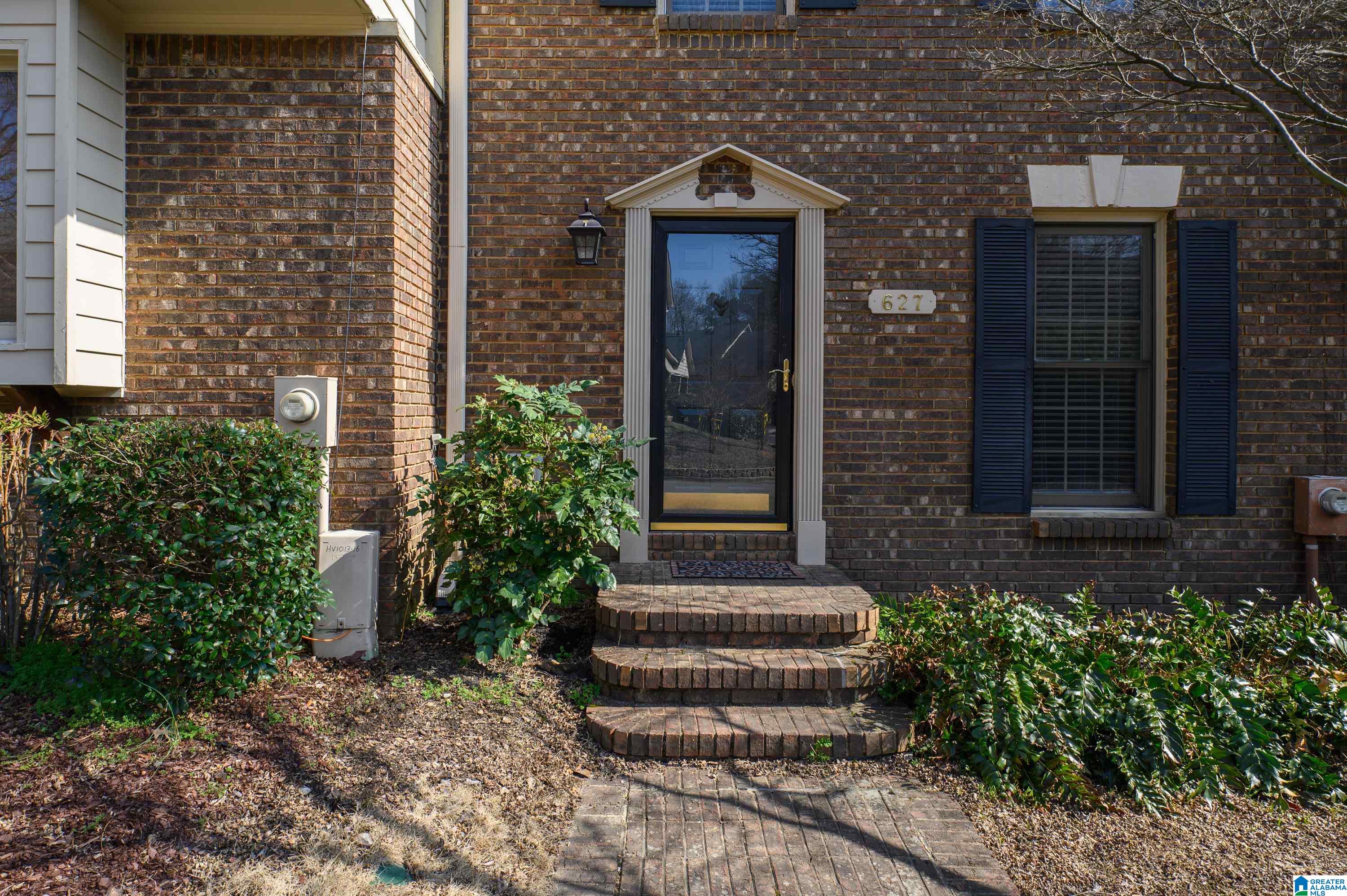 Homes for sale in Hoover, AL | 627 Mountain Laurel Court, Hoover, AL 35244 | MLS# 21444450