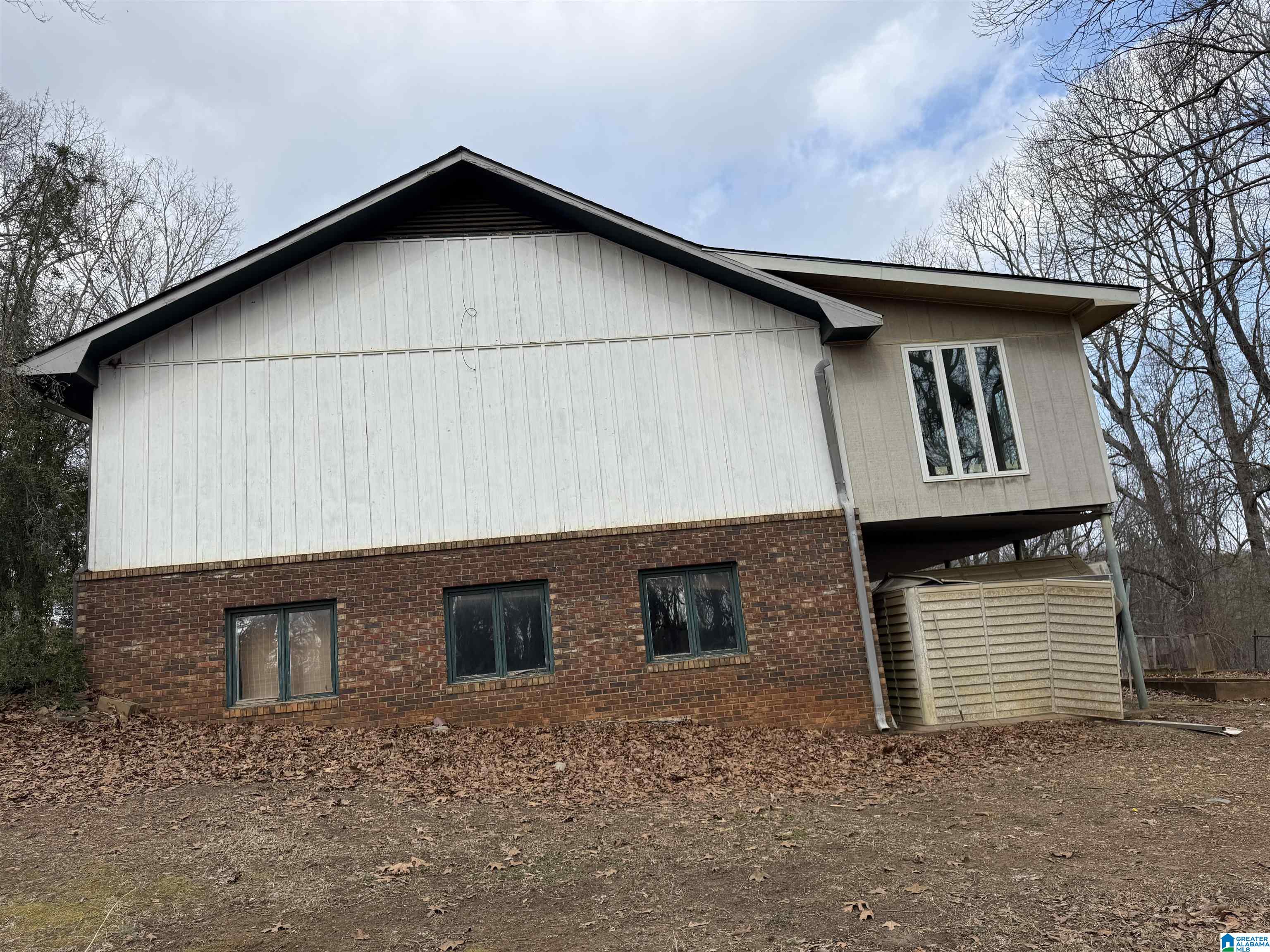 Homes for sale in Heflin, AL | 2126 County Road 852, Heflin, AL 36264 | MLS# 21444469