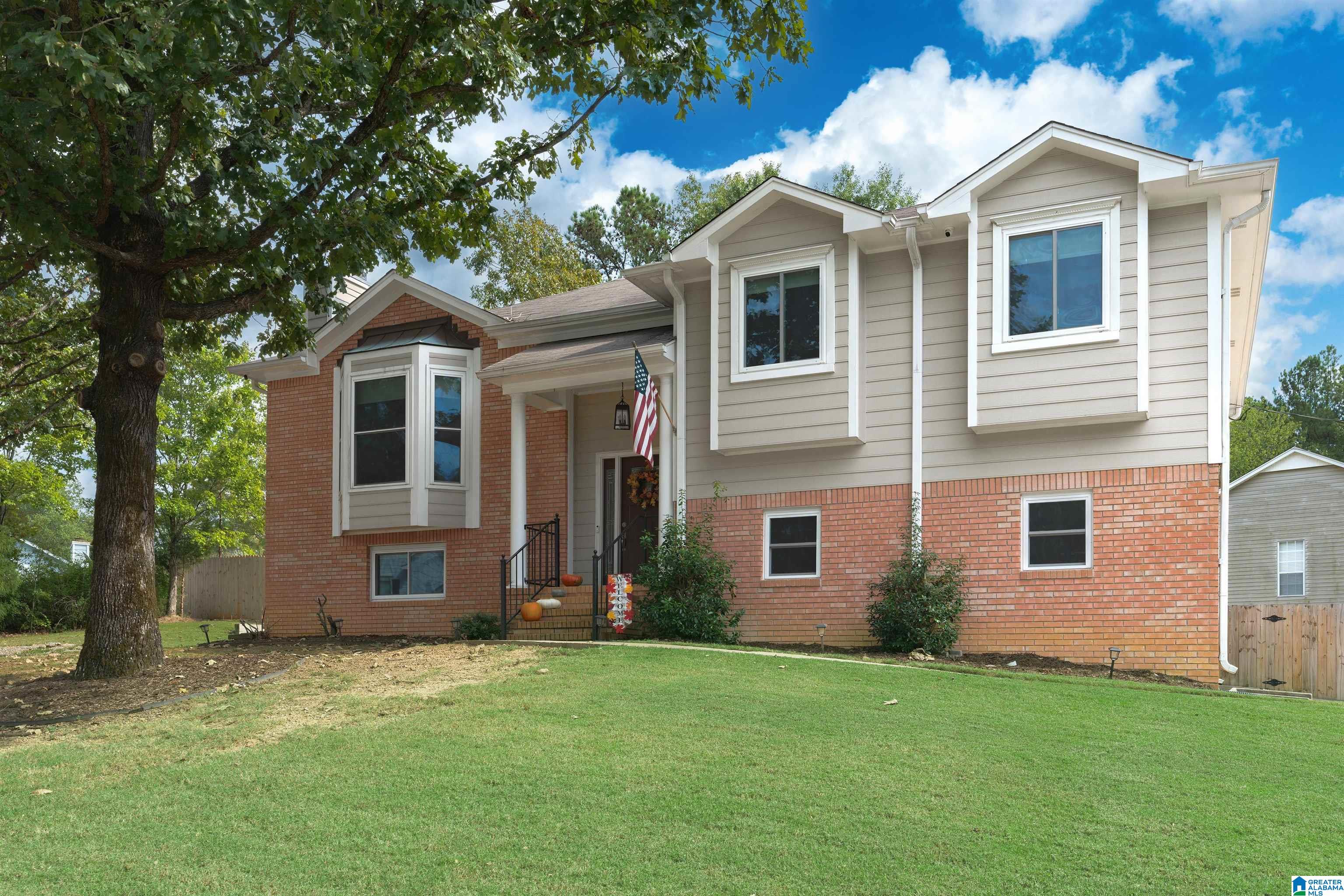 Homes for sale in Helena, AL | 201 Stonecroft Dr, Helena, AL 35080 | MLS# 21444476