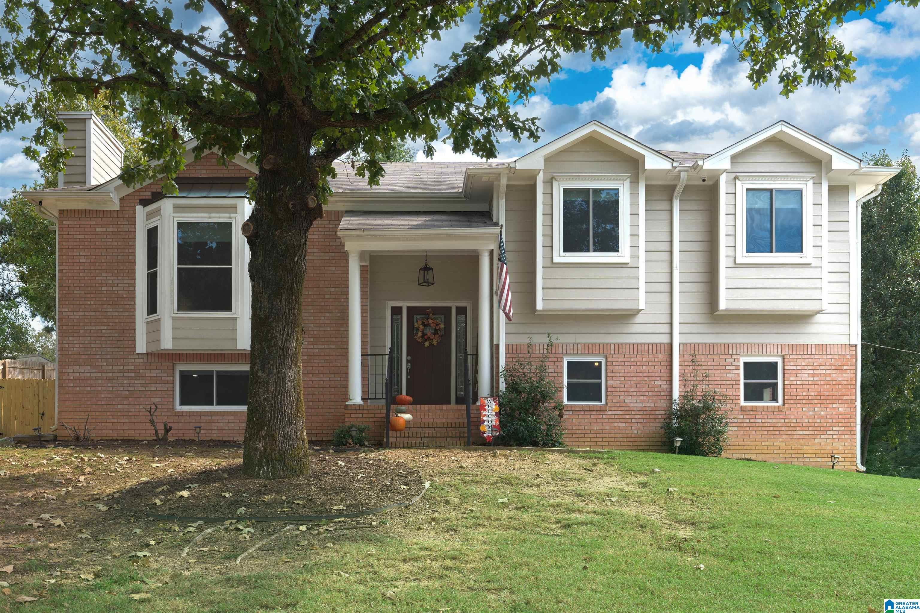 Homes for sale in Helena, AL | 201 Stonecroft Dr, Helena, AL 35080 | MLS# 21444476