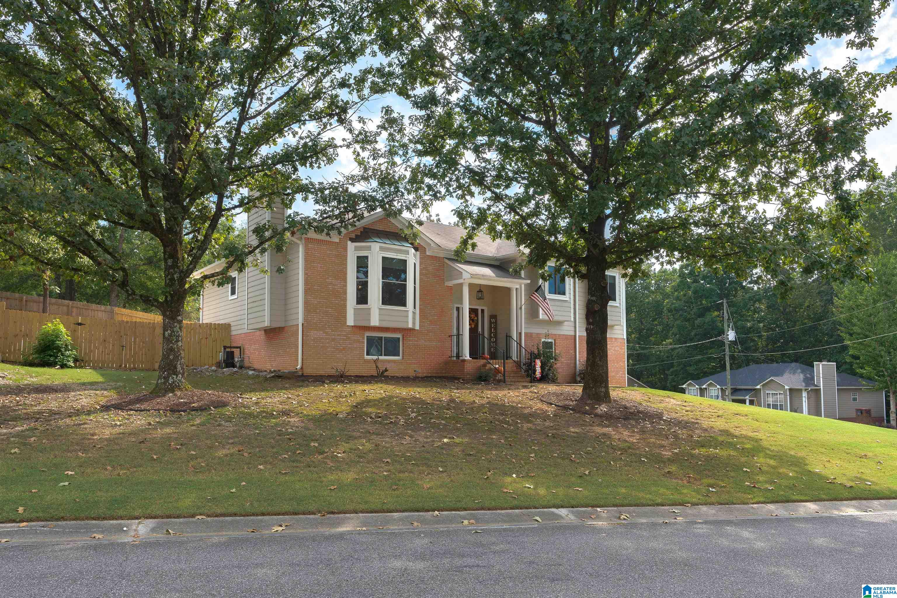 Homes for sale in Helena, AL | 201 Stonecroft Dr, Helena, AL 35080 | MLS# 21444476