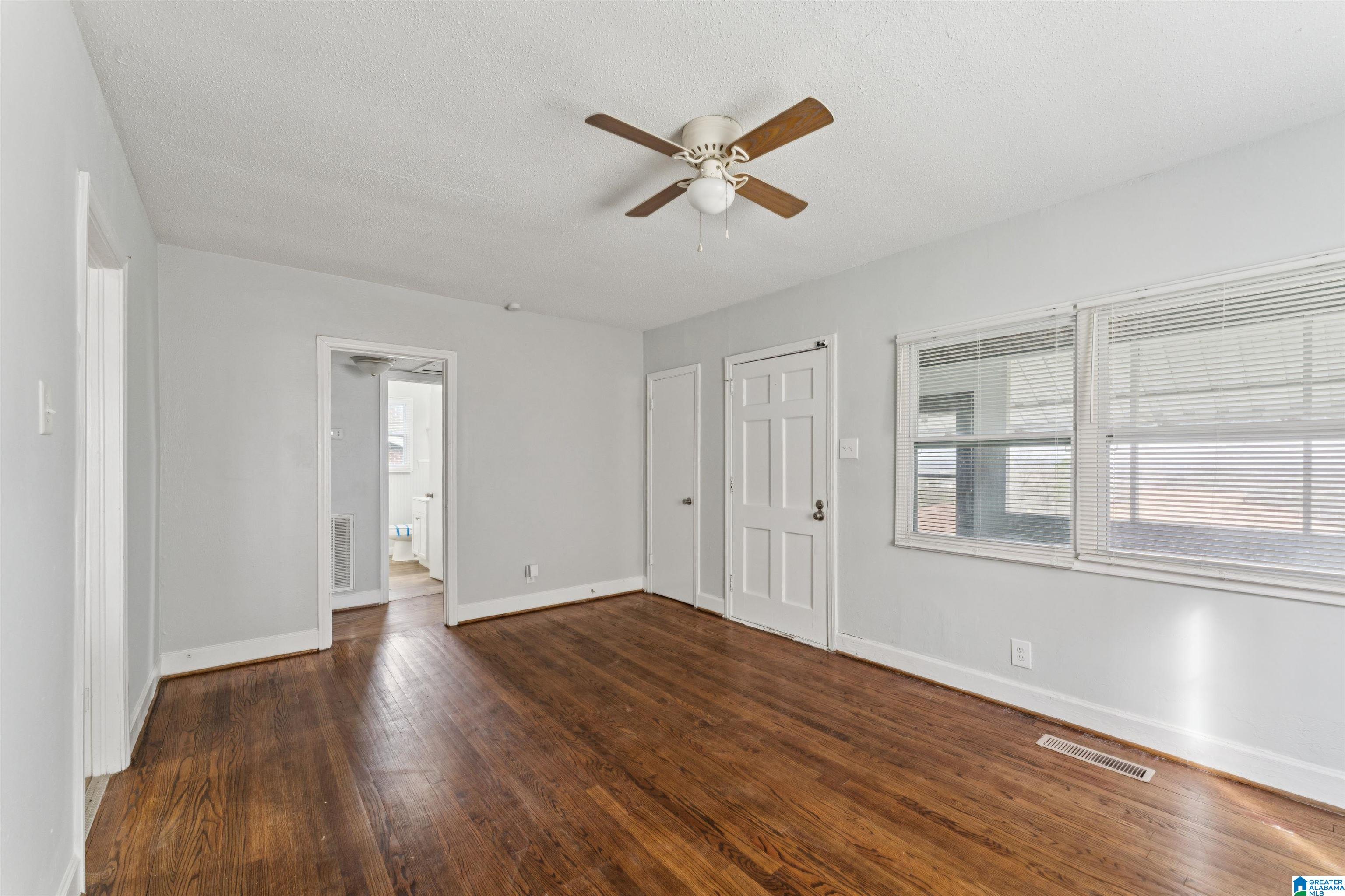 Homes for sale in Birmingham, AL | 1529 30Th Street, Birmingham, AL 35218 | MLS# 21444492