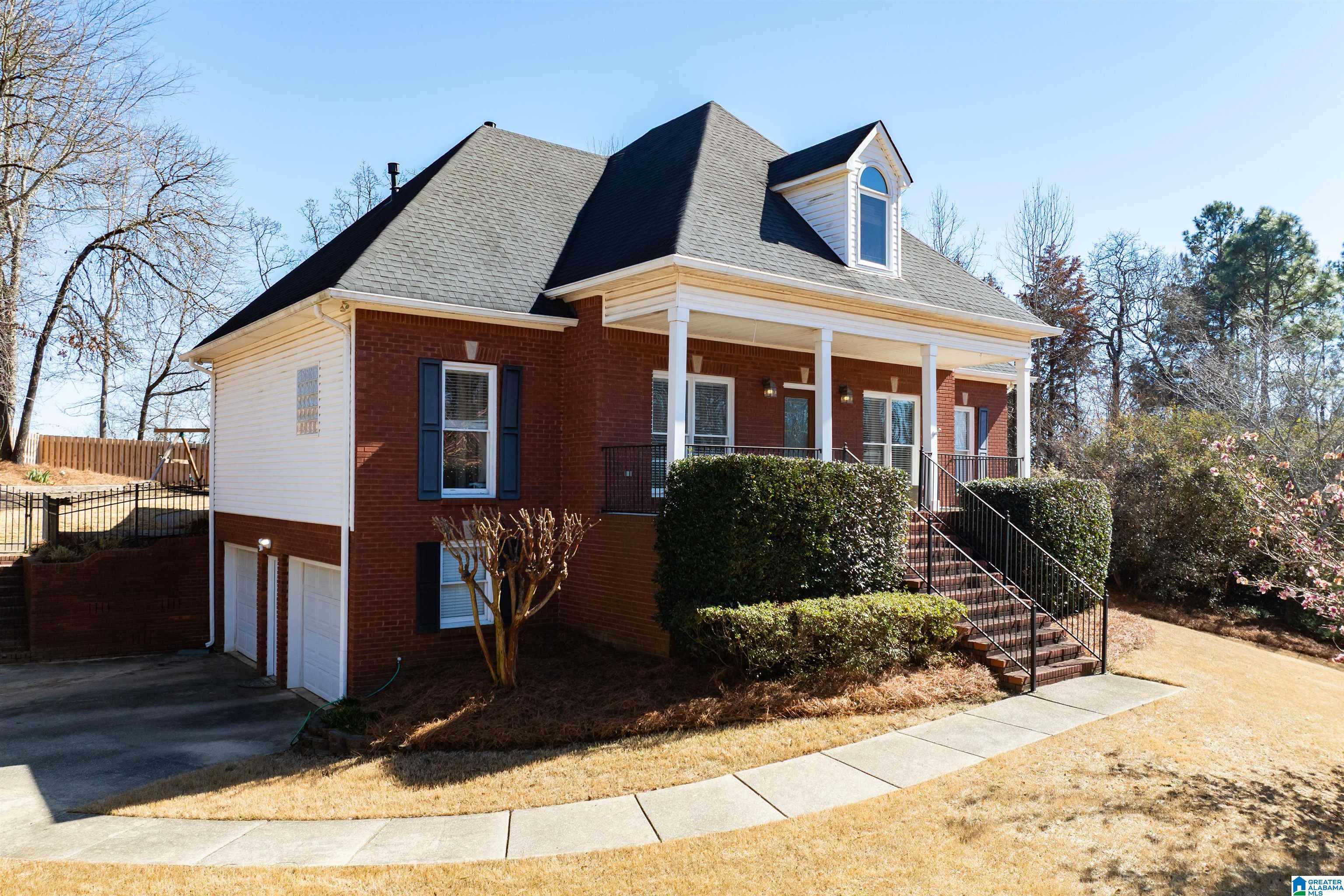 Homes for sale in Helena, AL | 114 Chestnut Forest Circle, Helena, AL 35080 | MLS# 21444496