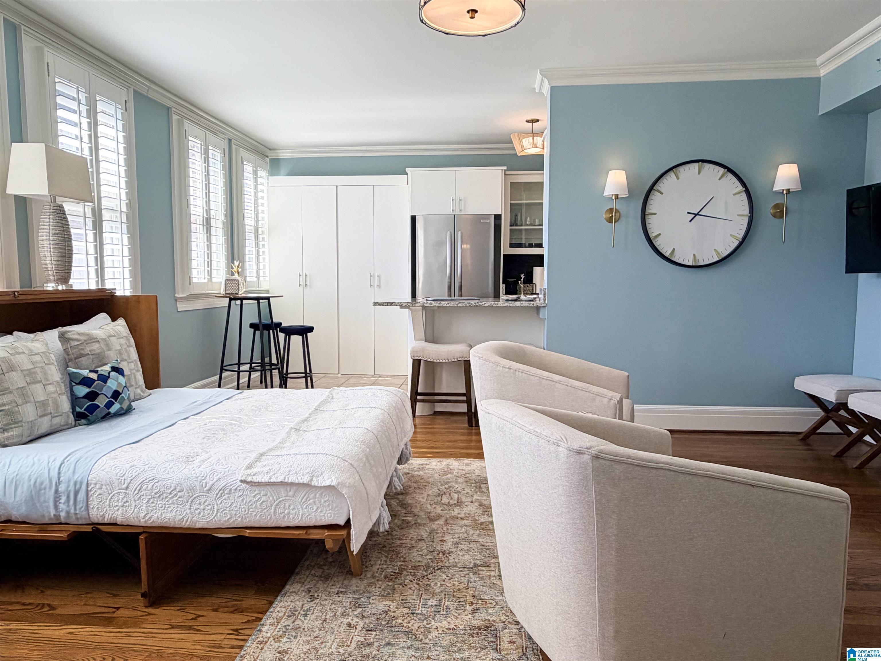 Homes for sale in Birmingham, AL | 2250 Highland Avenue S #708, Birmingham, AL 35205 | MLS# 21444520