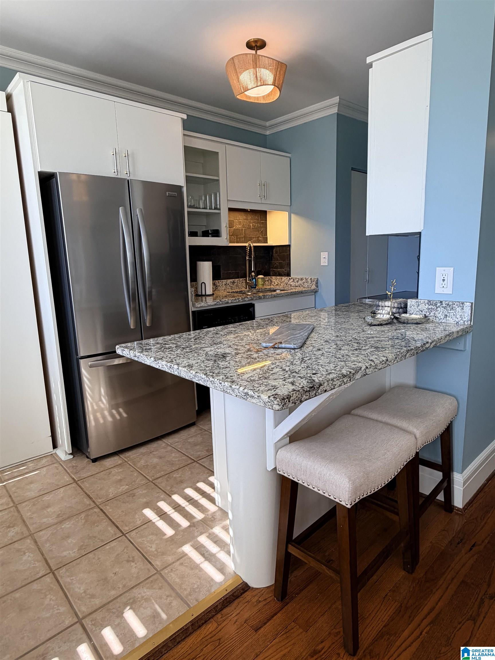 Homes for sale in Birmingham, AL | 2250 Highland Avenue S #708, Birmingham, AL 35205 | MLS# 21444520