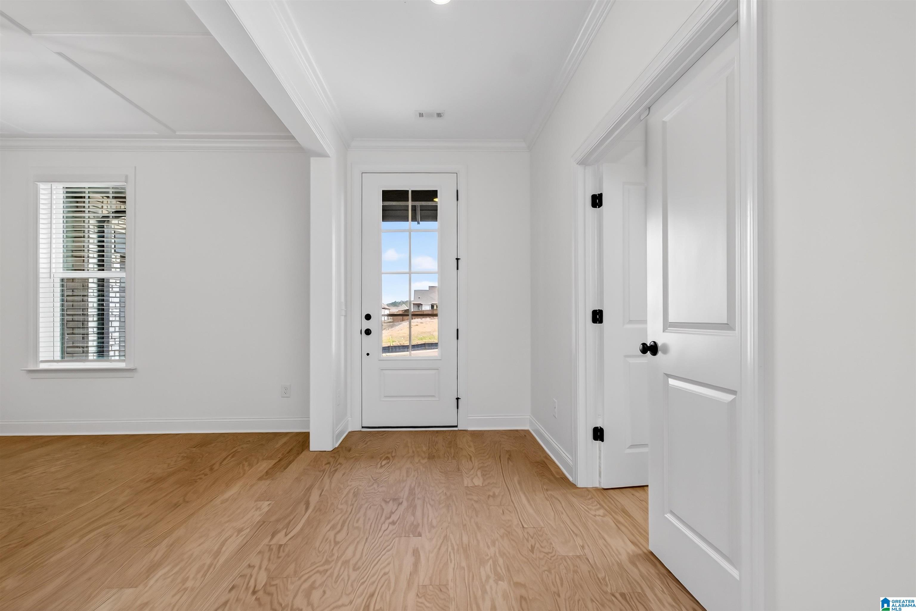 Homes for sale in Hoover, AL | 3919 Calvert Circle, Hoover, AL 35244 | MLS# 21444542