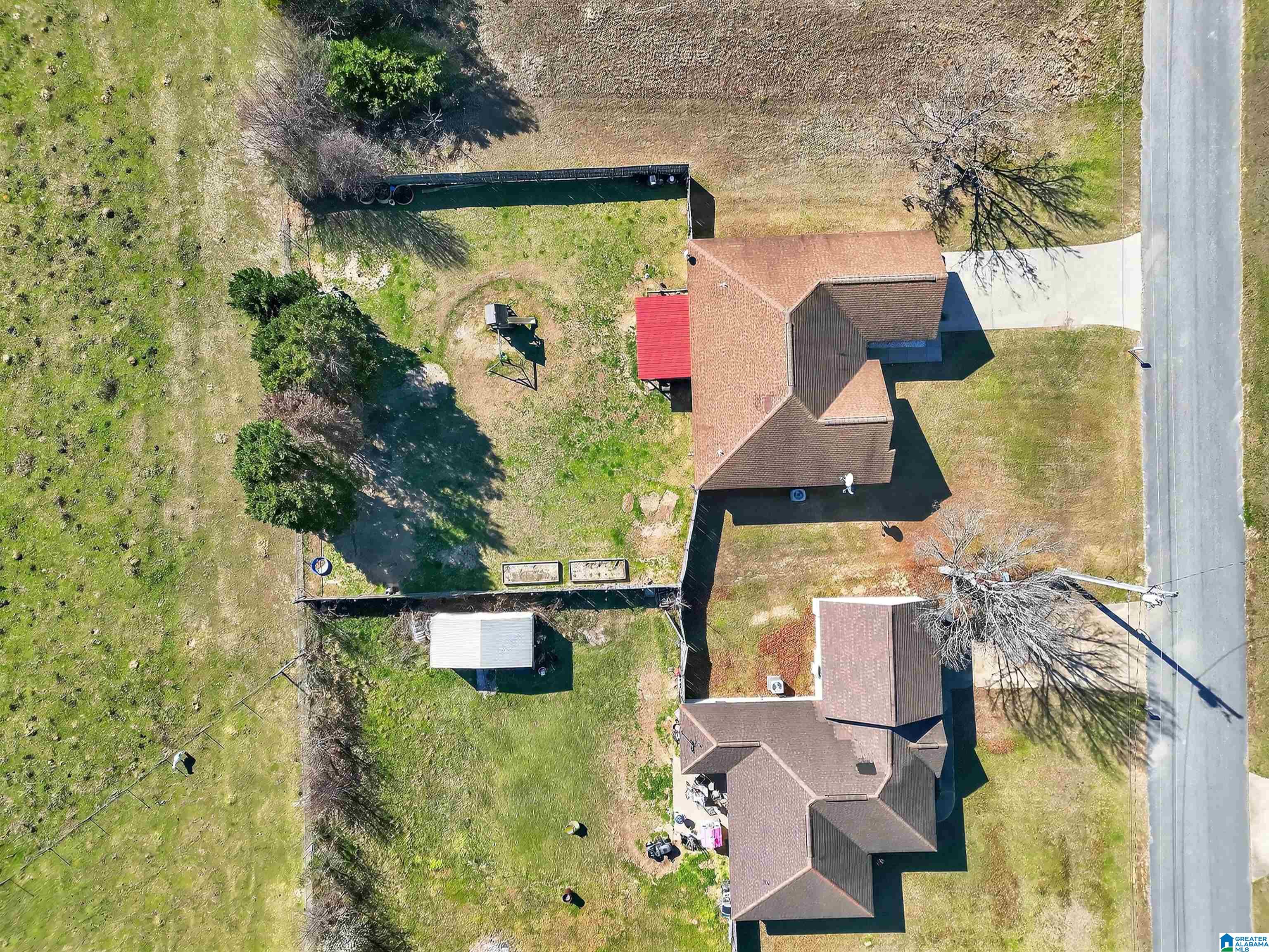 Homes for sale in Clanton, AL | 75 County Road 951, Clanton, AL 35045 | MLS# 21444557