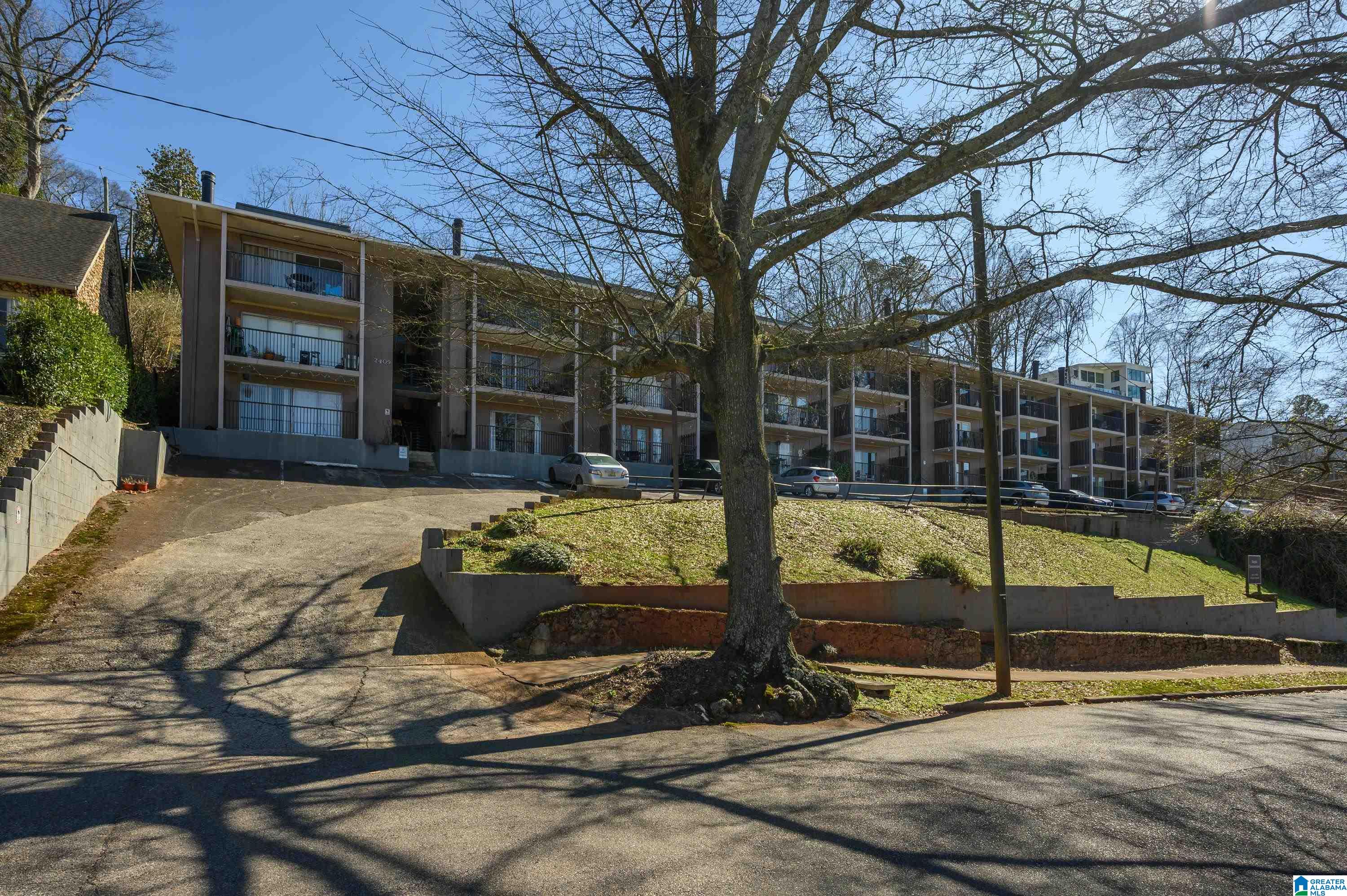 Homes for sale in Birmingham, AL | 2409 Arlington Crescent #A, Birmingham, AL 35205 | MLS# 21444558