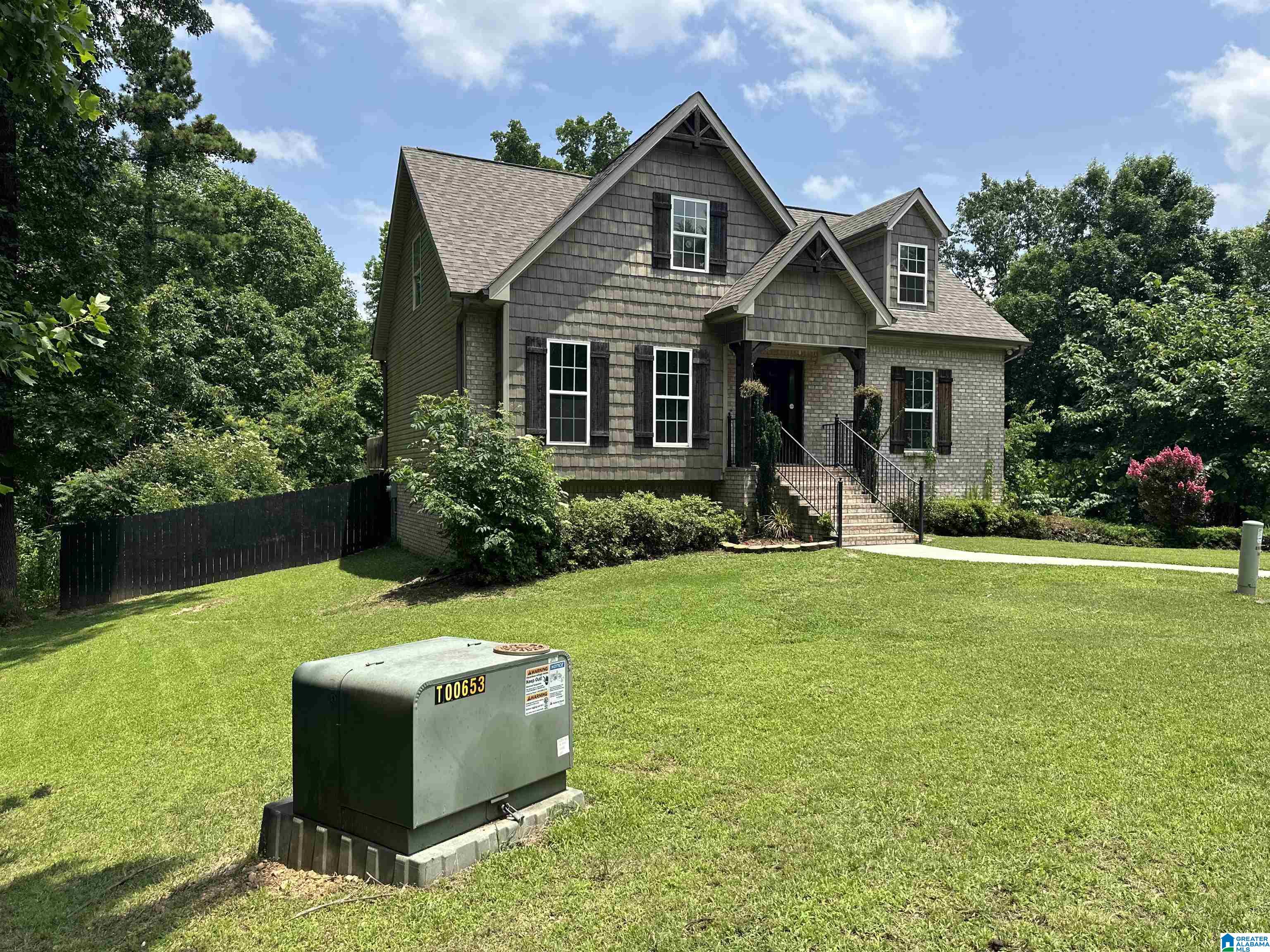 Homes for sale in Odenville, AL | 230 Ridgewood Lane, Odenville, AL 35120 | MLS# 21444565