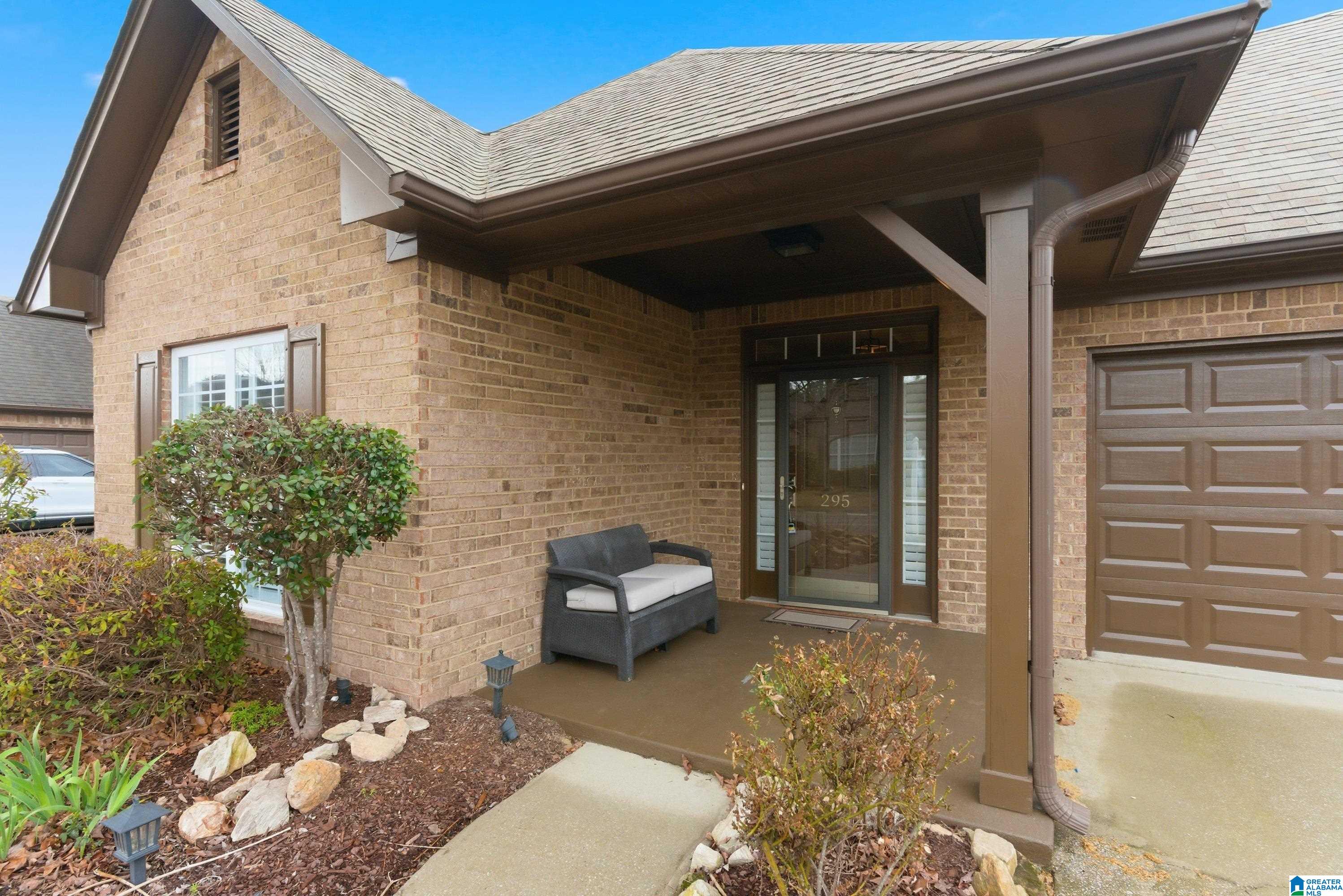 Homes for sale in Pelham, AL | 295 Creekside Lane, Pelham, AL 35124 | MLS# 21444583