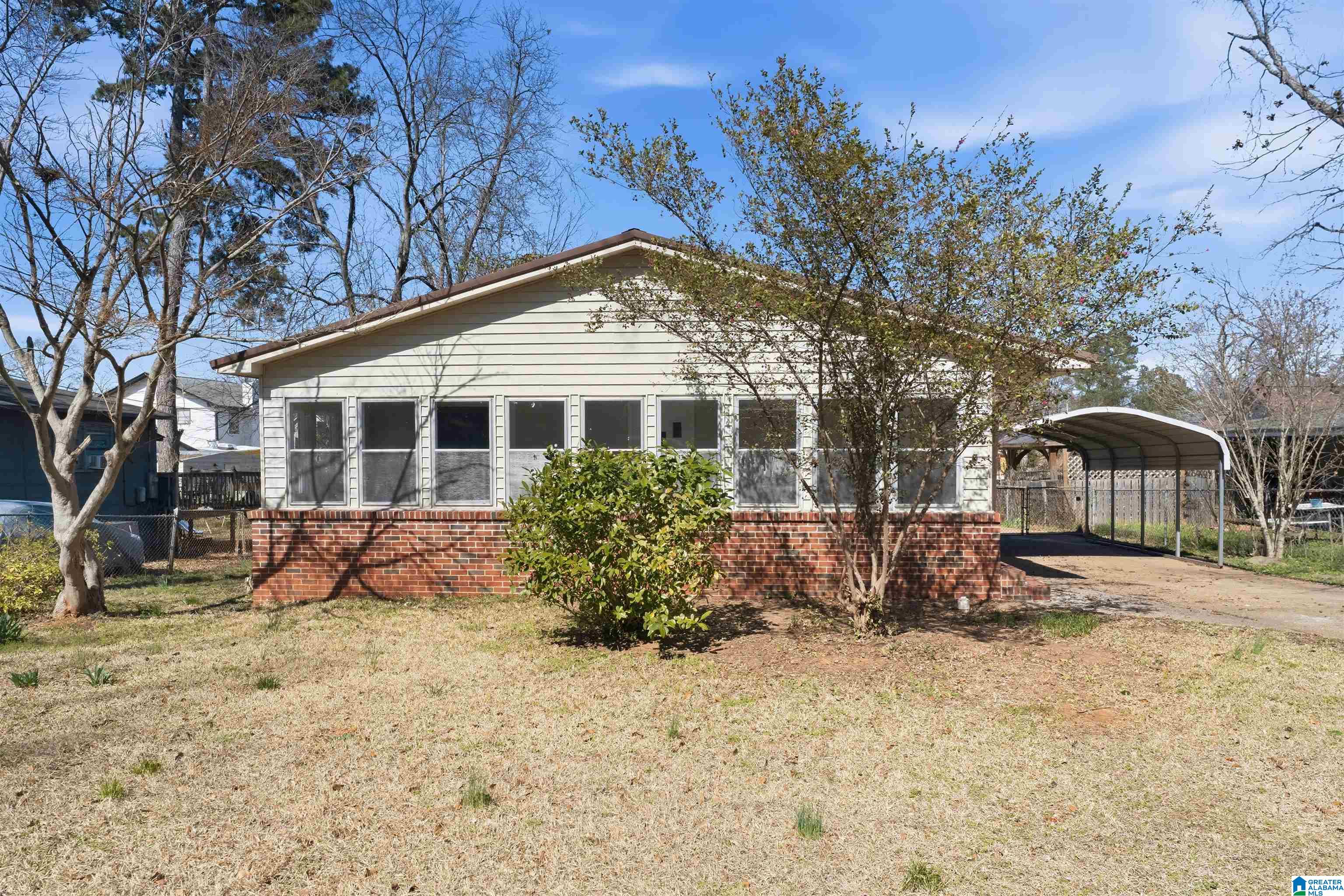 Homes for sale in Hueytown, AL | 405 Avalon Park, Hueytown, AL 35023 | MLS# 21444585