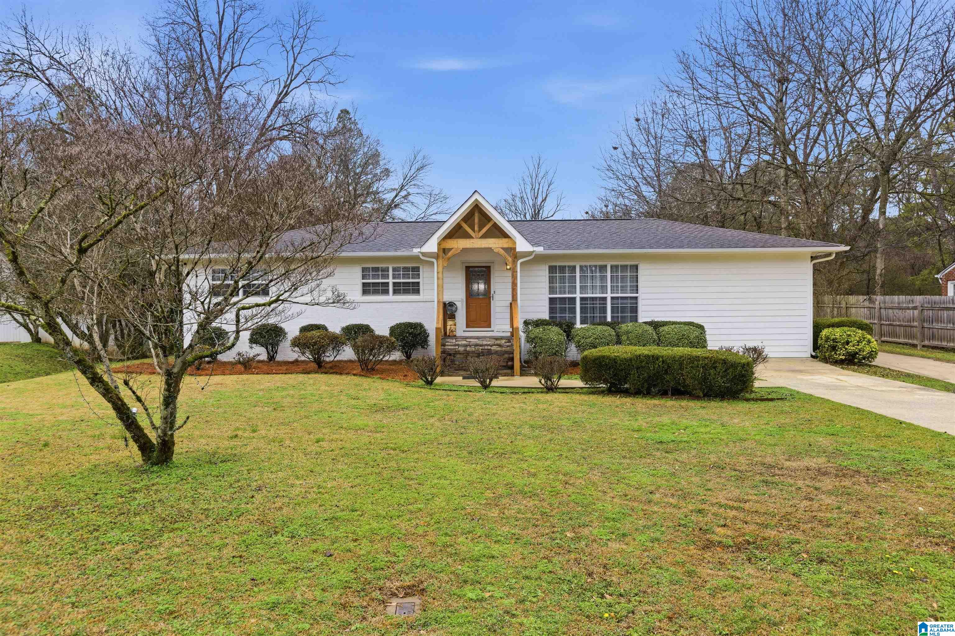 Homes for sale in Leeds, AL | 1253 Norman Dr, Leeds, AL 35094 | MLS# 21444596