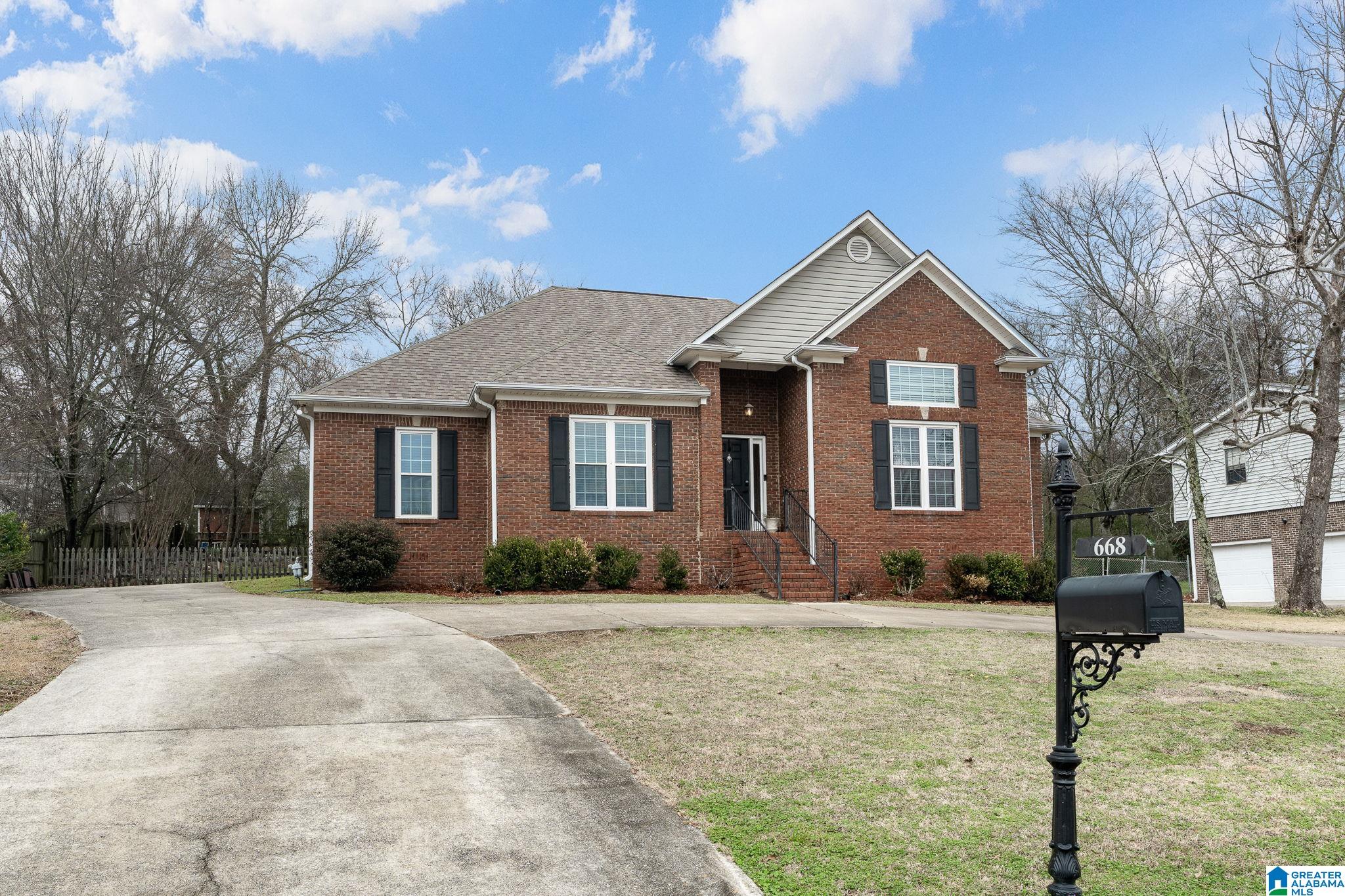 Homes for sale in Hoover, AL | 668 Bluff Park Road, Hoover, AL 35226 | MLS# 21444597