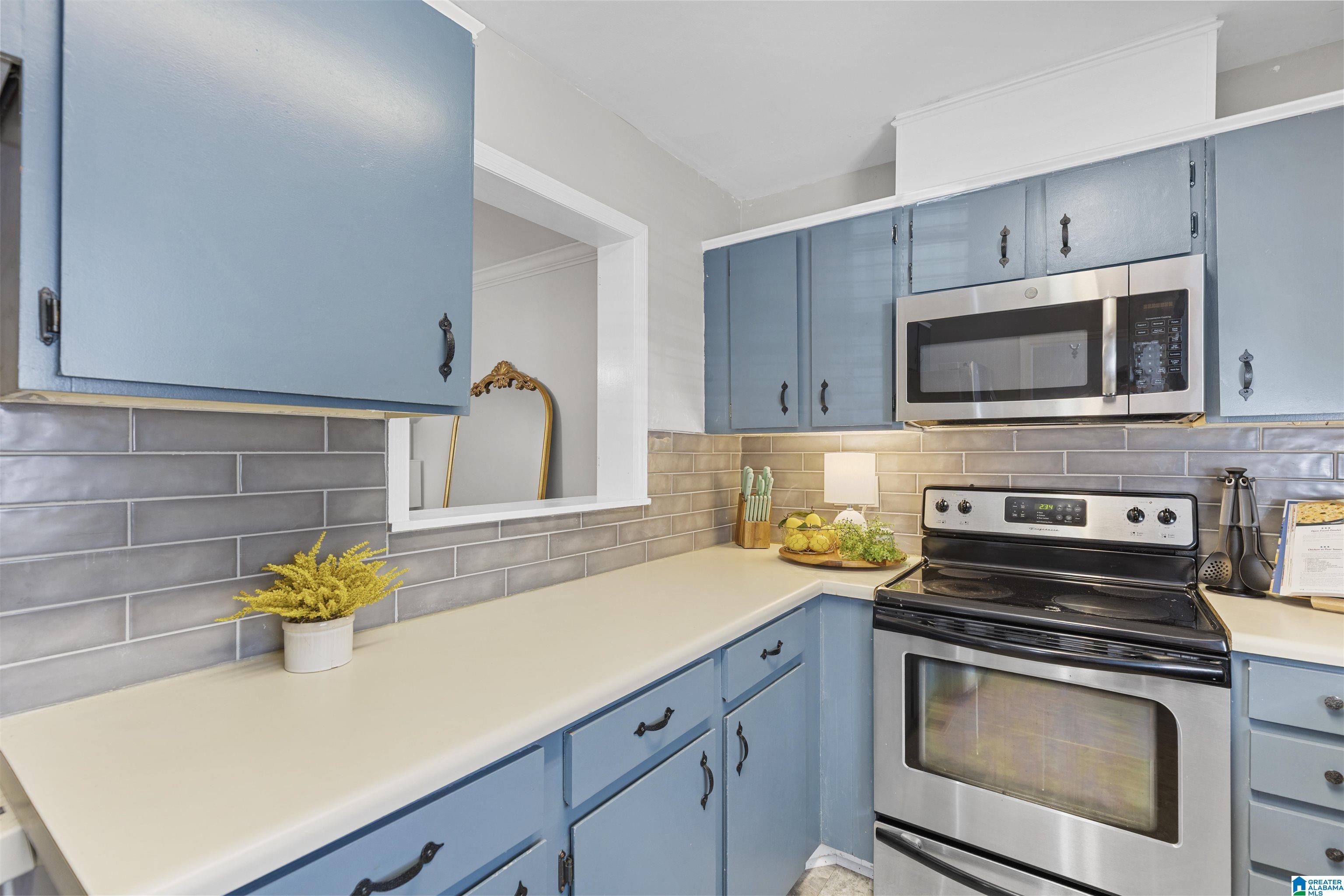 Homes for sale in Vestavia Hills, AL | 827 Vestavia Villa Court #827, Vestavia Hills, AL 35226 | MLS# 21444607