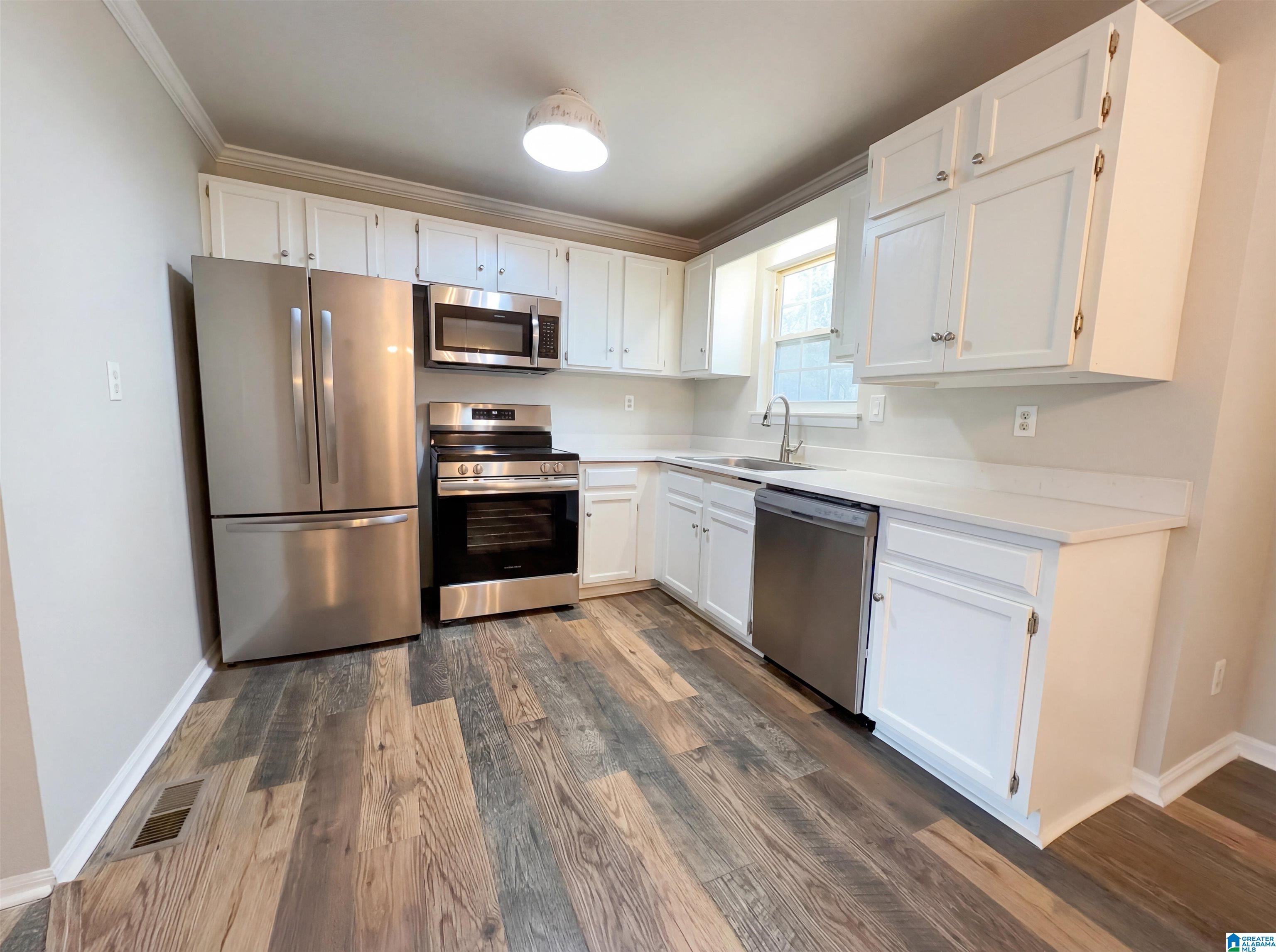 Homes for sale in Trussville, AL | 225 Ash Circle, Trussville, AL 35173 | MLS# 21444625