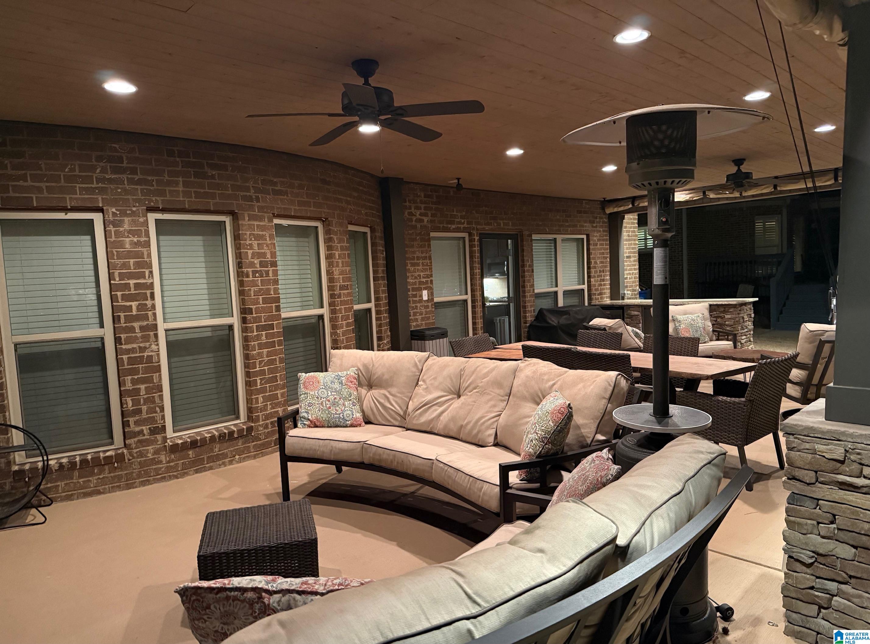 Homes for sale in Alabaster, AL | 199 Red Bay Dr, Alabaster, AL 35114 | MLS# 21444651