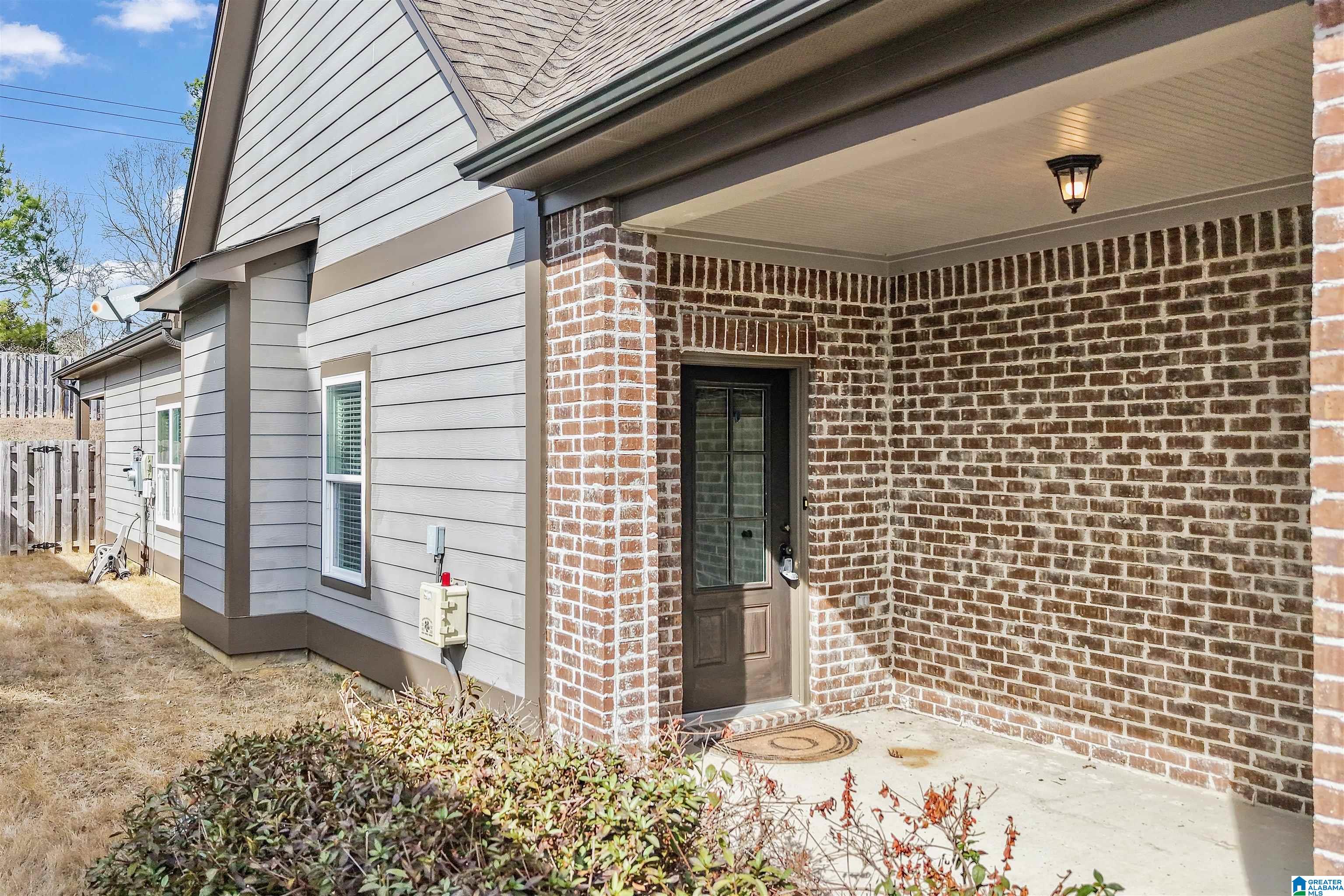 Homes for sale in Sterrett, AL | 231 Lorrin Lane, Sterrett, AL 35147 | MLS# 21444659