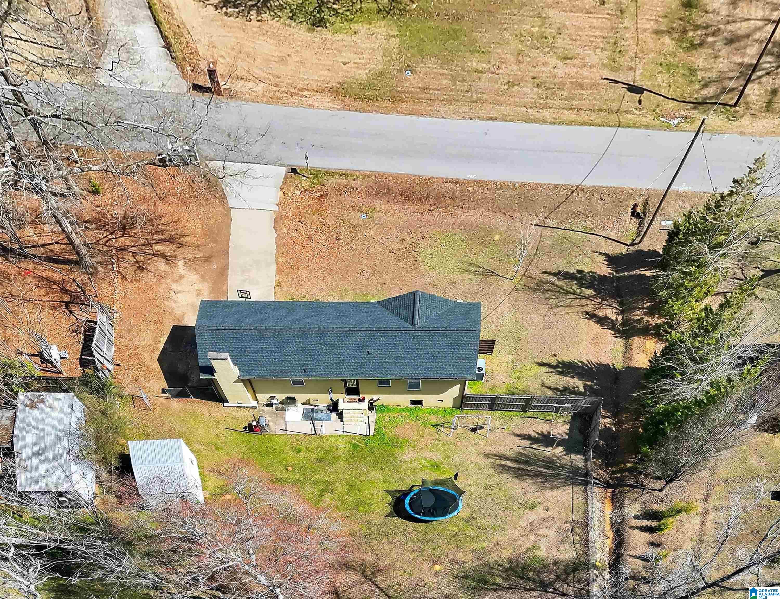 Homes for sale in Columbiana, AL | 402 Timothy Dr, Columbiana, AL 35051 | MLS# 21444666