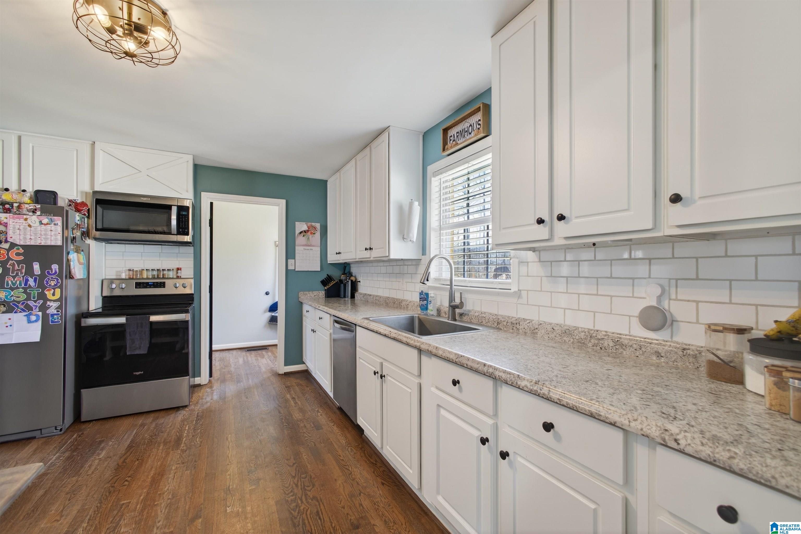 Homes for sale in Columbiana, AL | 402 Timothy Dr, Columbiana, AL 35051 | MLS# 21444666