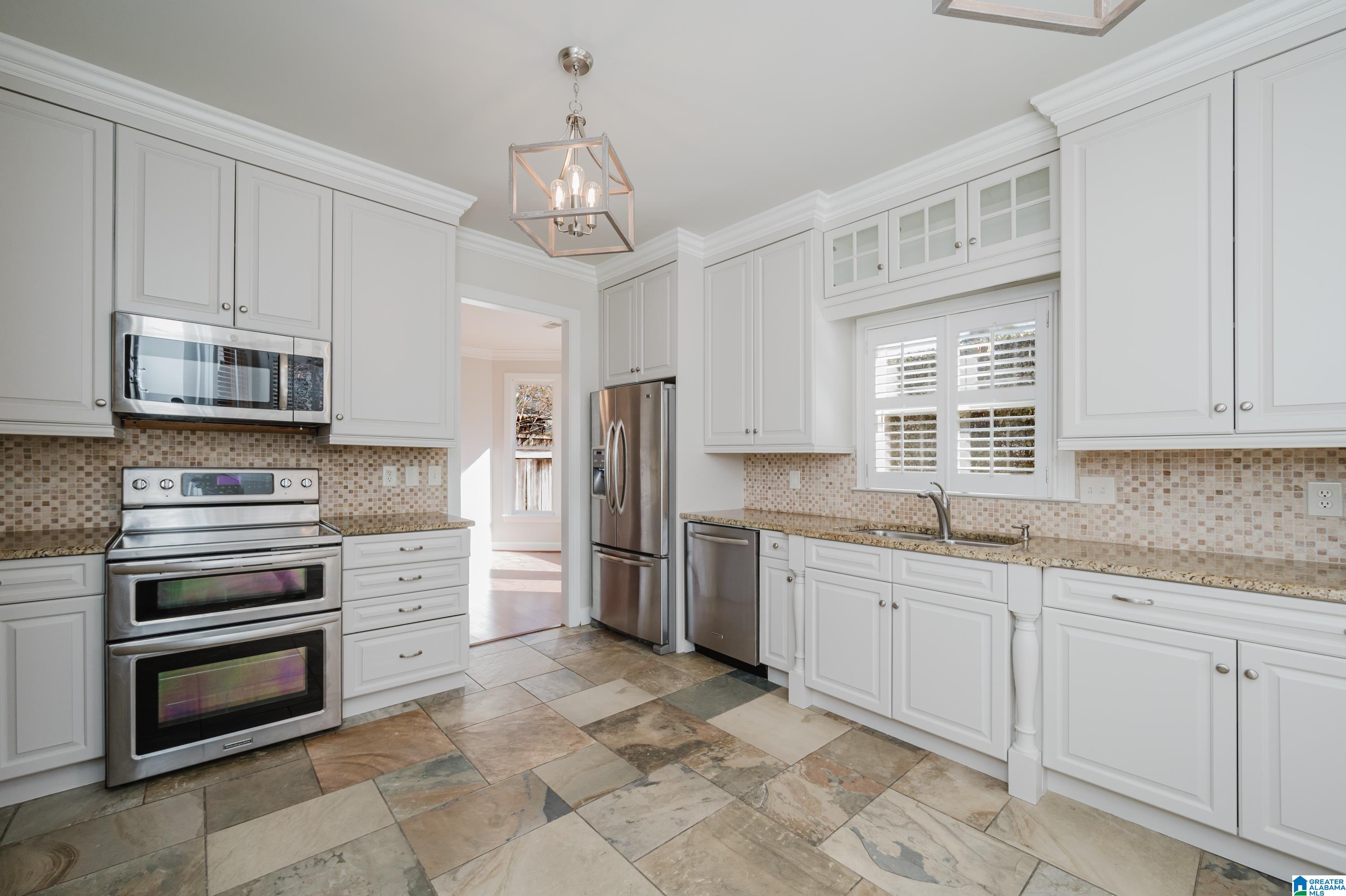 Homes for sale in Vestavia Hills, AL | 1628 Hamilton Court, Vestavia Hills, AL 35243 | MLS# 21444675