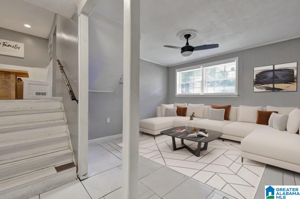 Homes for sale in Center Point, AL | 523 Argonne Dr Ne, Center Point, AL 35215 | MLS# 21444677