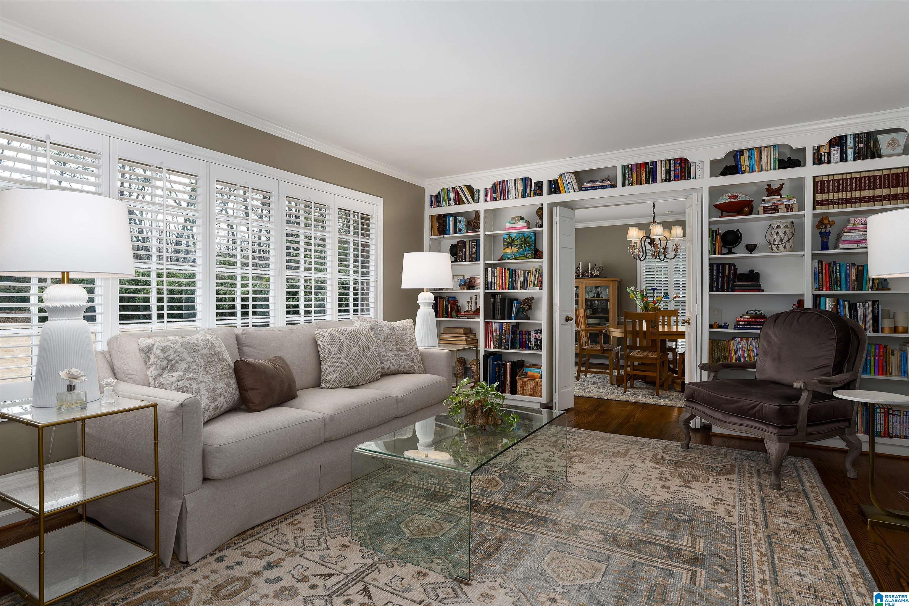 Homes for sale in Mountain Brook, AL | 4438 Briar Glen Dr, Mountain Brook, AL 35243 | MLS# 21444683