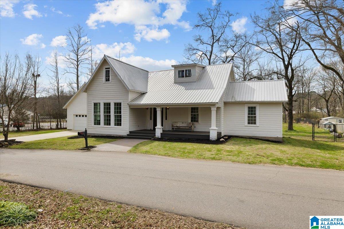 Homes for sale in Springville, AL | 251 Robinson Street, Springville, AL 35146 | MLS# 21444689