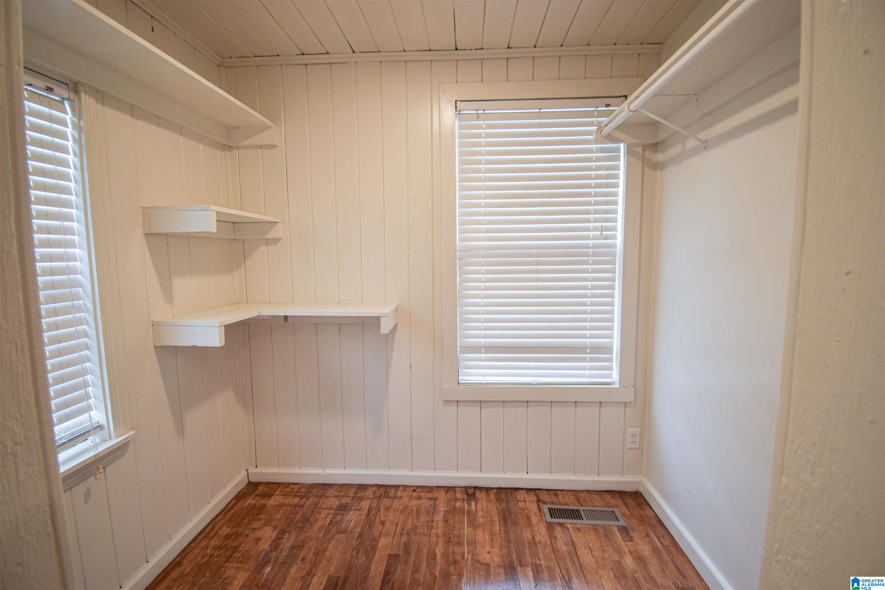 Homes for sale in Tuscaloosa, AL | 4006 Alabama Avenue Ne, Tuscaloosa, AL 35404 | MLS# 21444742