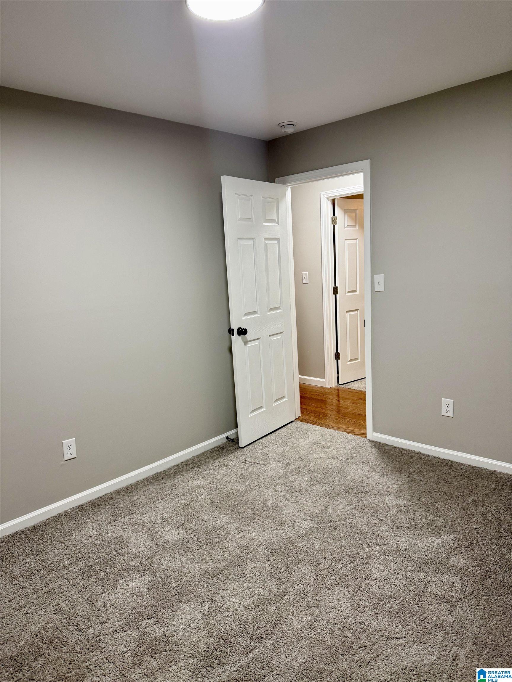 Homes for sale in Hueytown, AL | 1103 26Th Avenue N, Hueytown, AL 35023 | MLS# 21444799