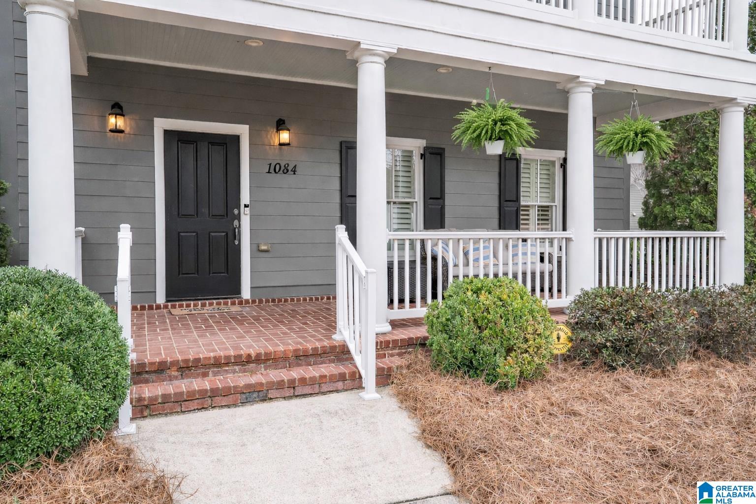 Homes for sale in Hoover, AL | 1084 Beaumont Avenue, Hoover, AL 35242 | MLS# 21444839