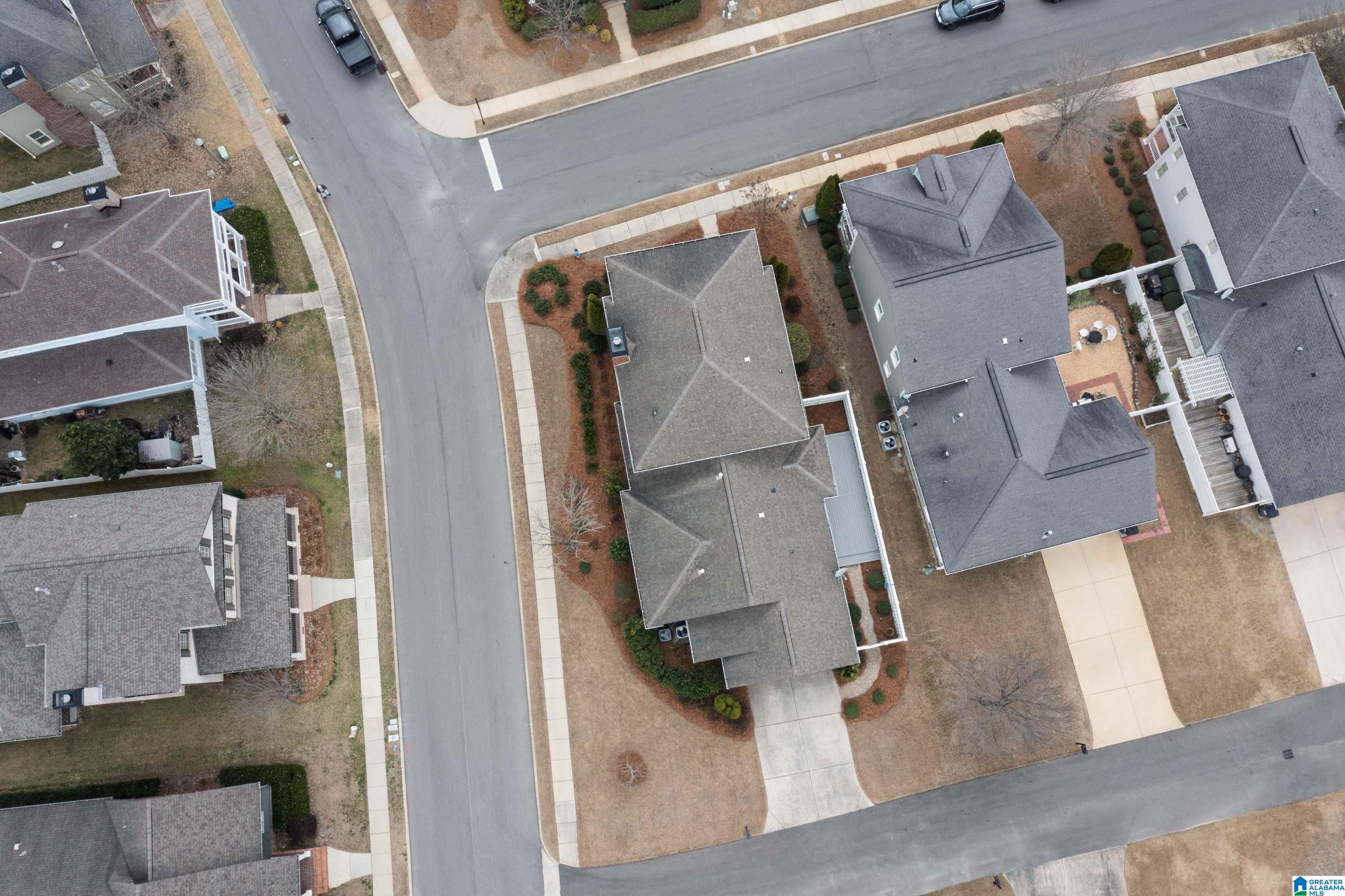 Homes for sale in Hoover, AL | 1084 Beaumont Avenue, Hoover, AL 35242 | MLS# 21444839