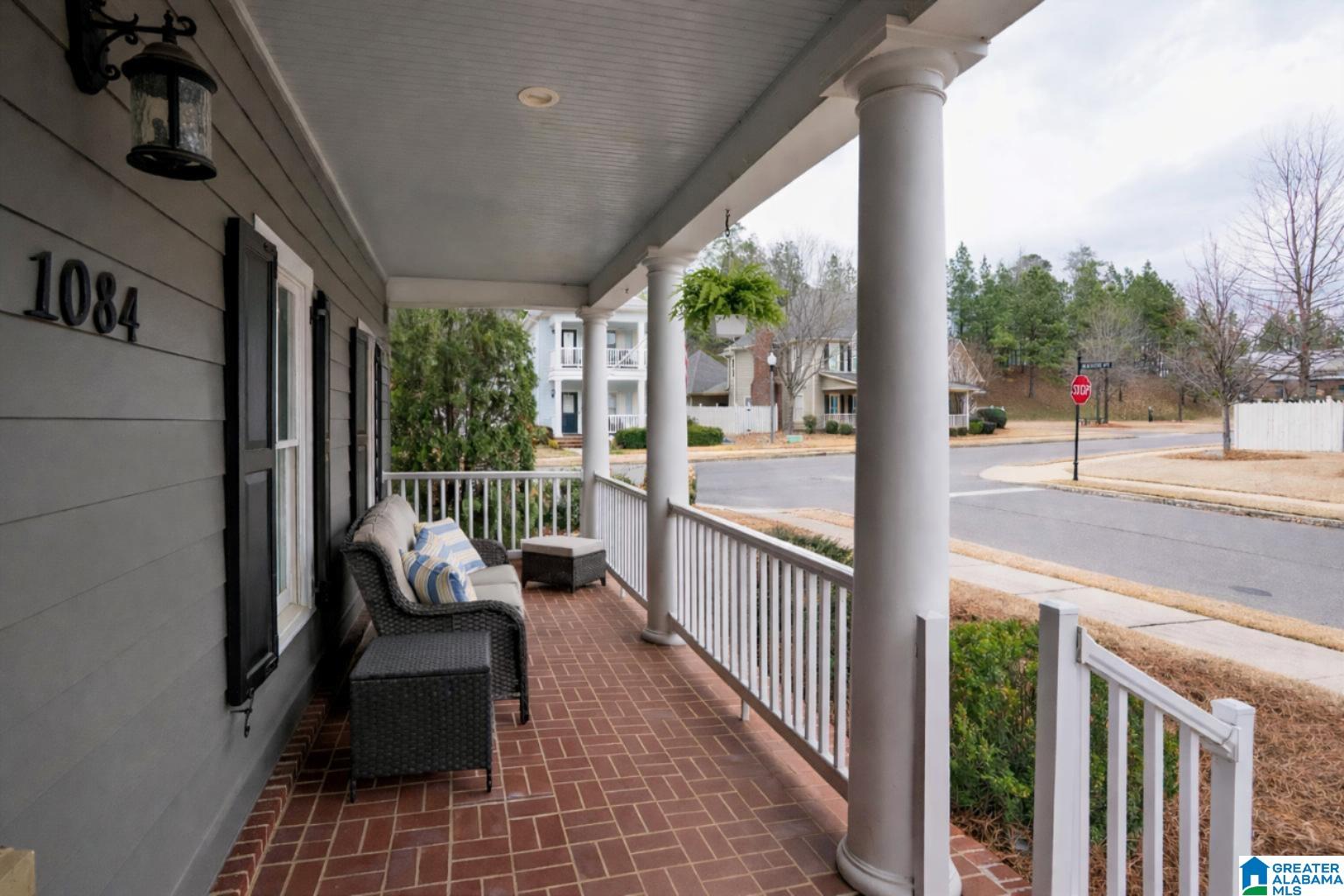 Homes for sale in Hoover, AL | 1084 Beaumont Avenue, Hoover, AL 35242 | MLS# 21444839