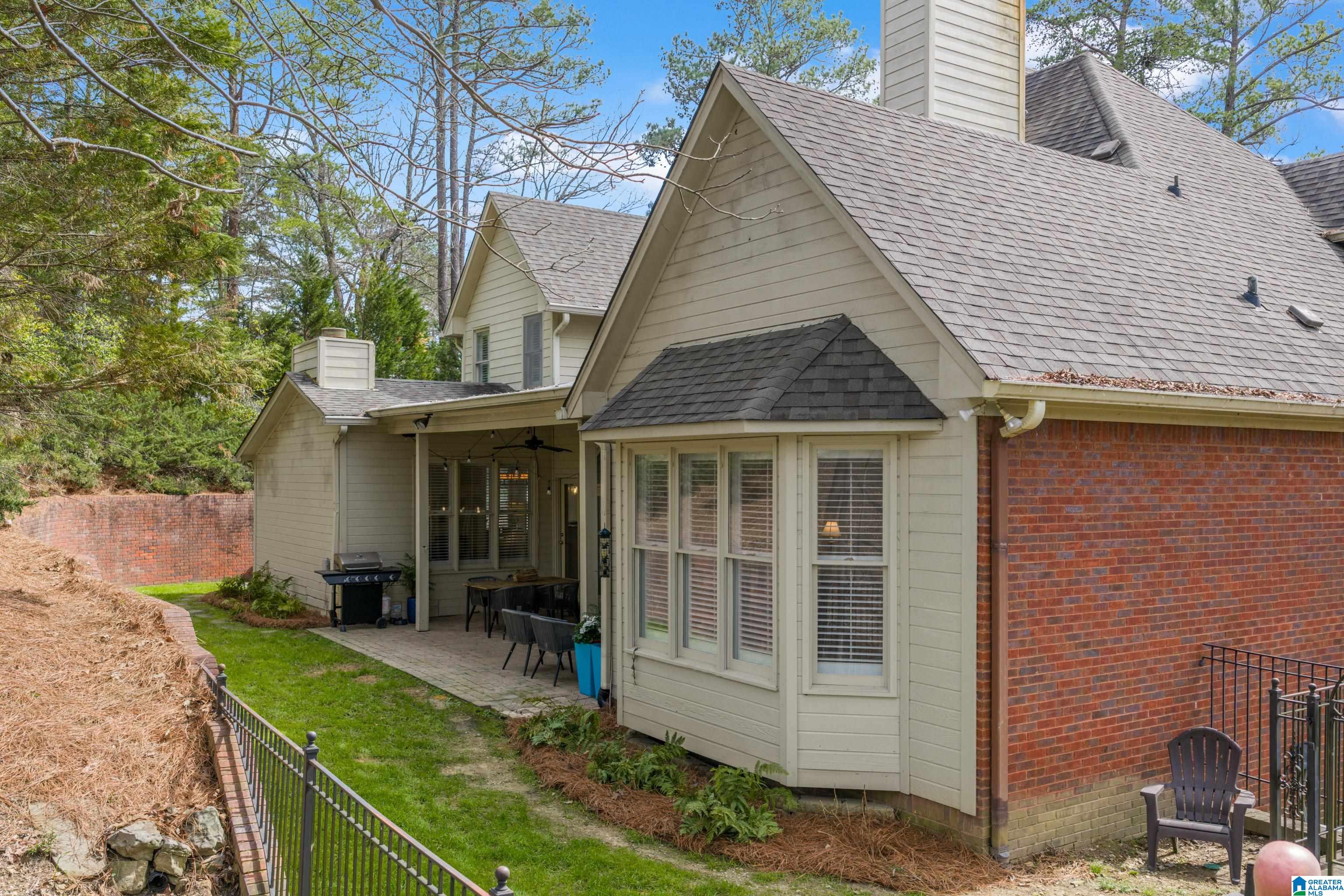 Homes for sale in Vestavia Hills, AL | 1304 Buckhead Way, Vestavia Hills, AL 35216 | MLS# 21444843