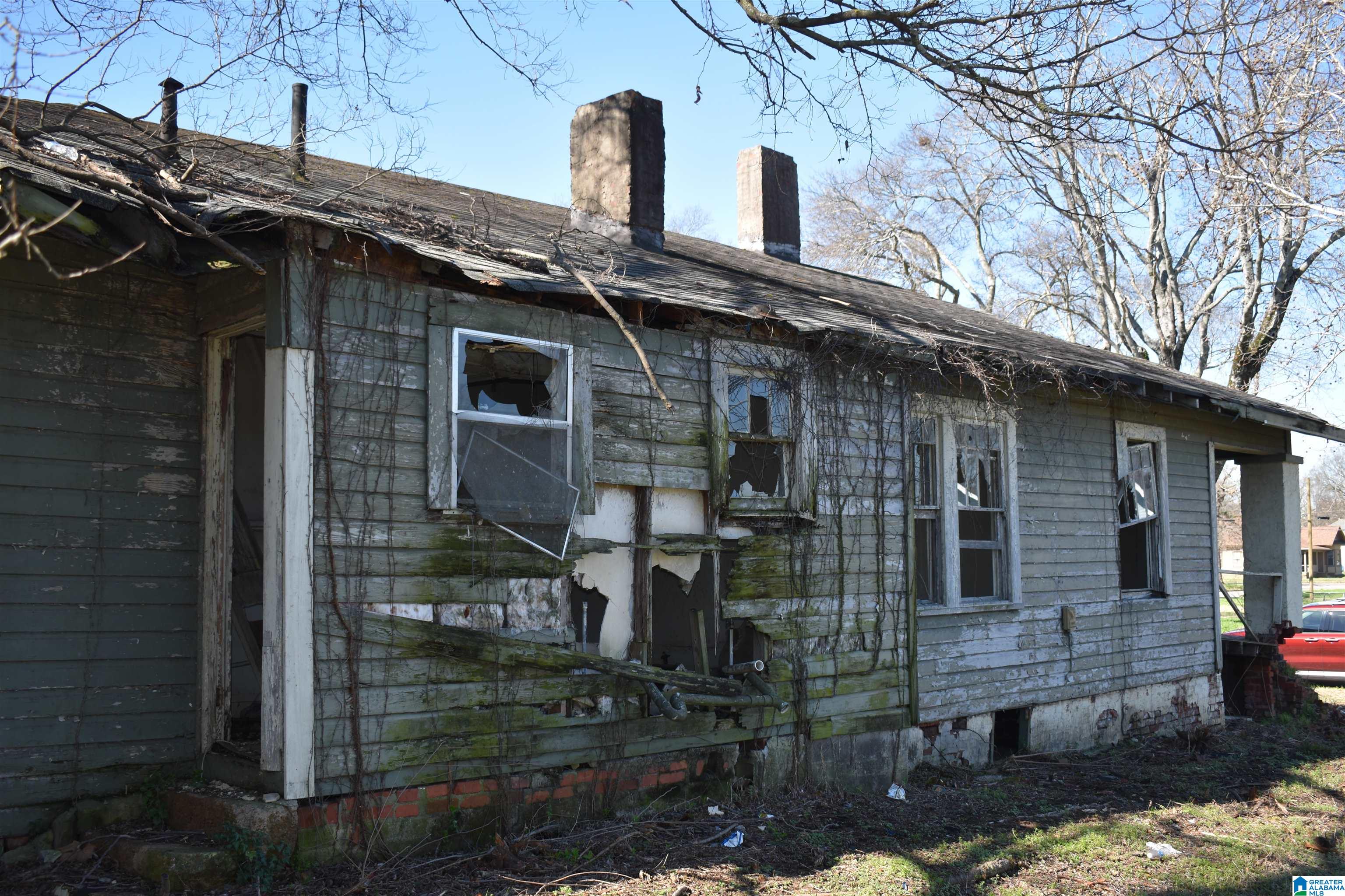 Homes for sale in Birmingham, AL | 2117 Avenue J, Birmingham, AL 35218 | MLS# 21444864