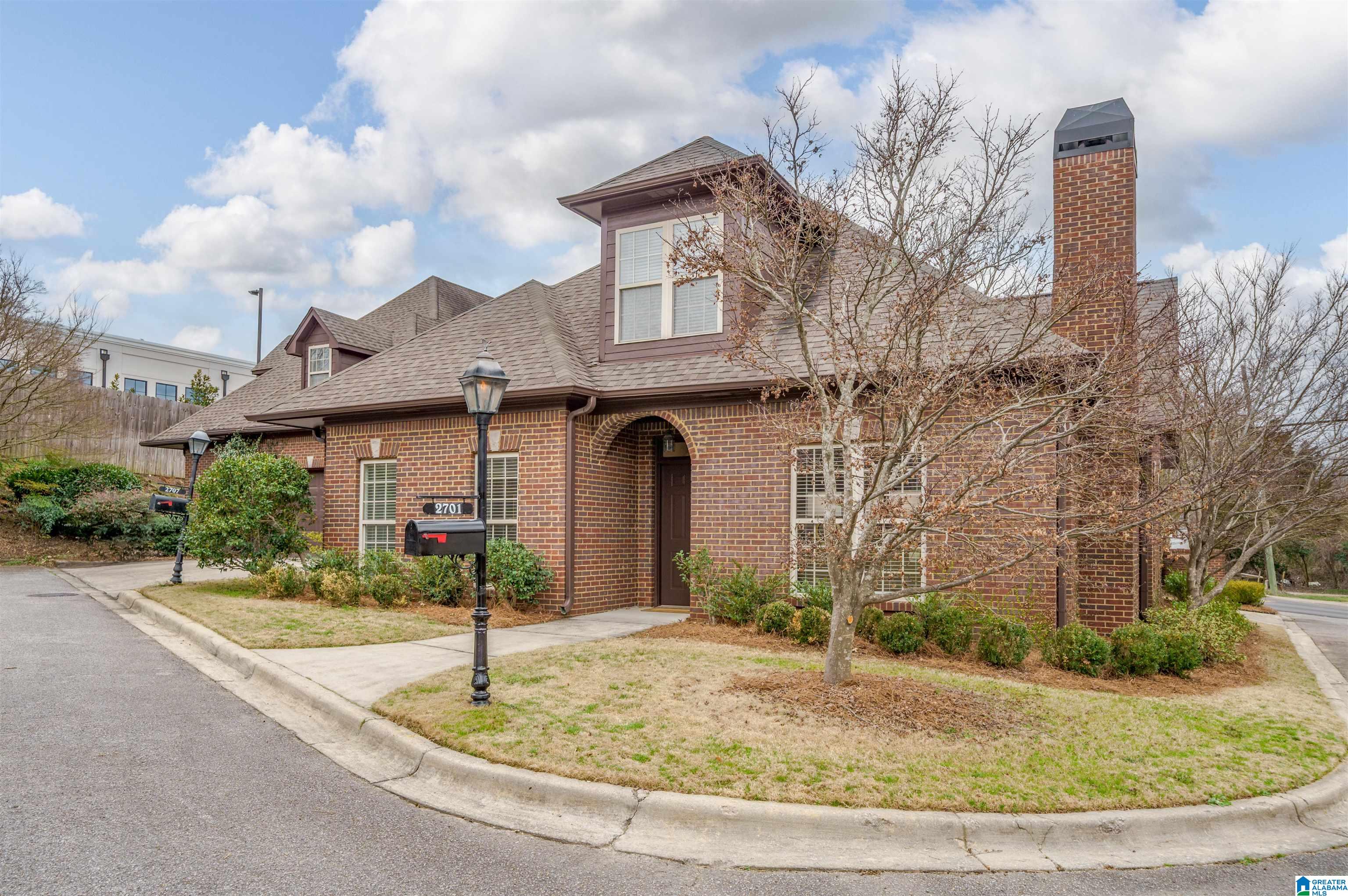 Homes for sale in Vestavia Hills, AL | 2701 Pruett Pl, Vestavia Hills, AL 35243 | MLS# 21444871