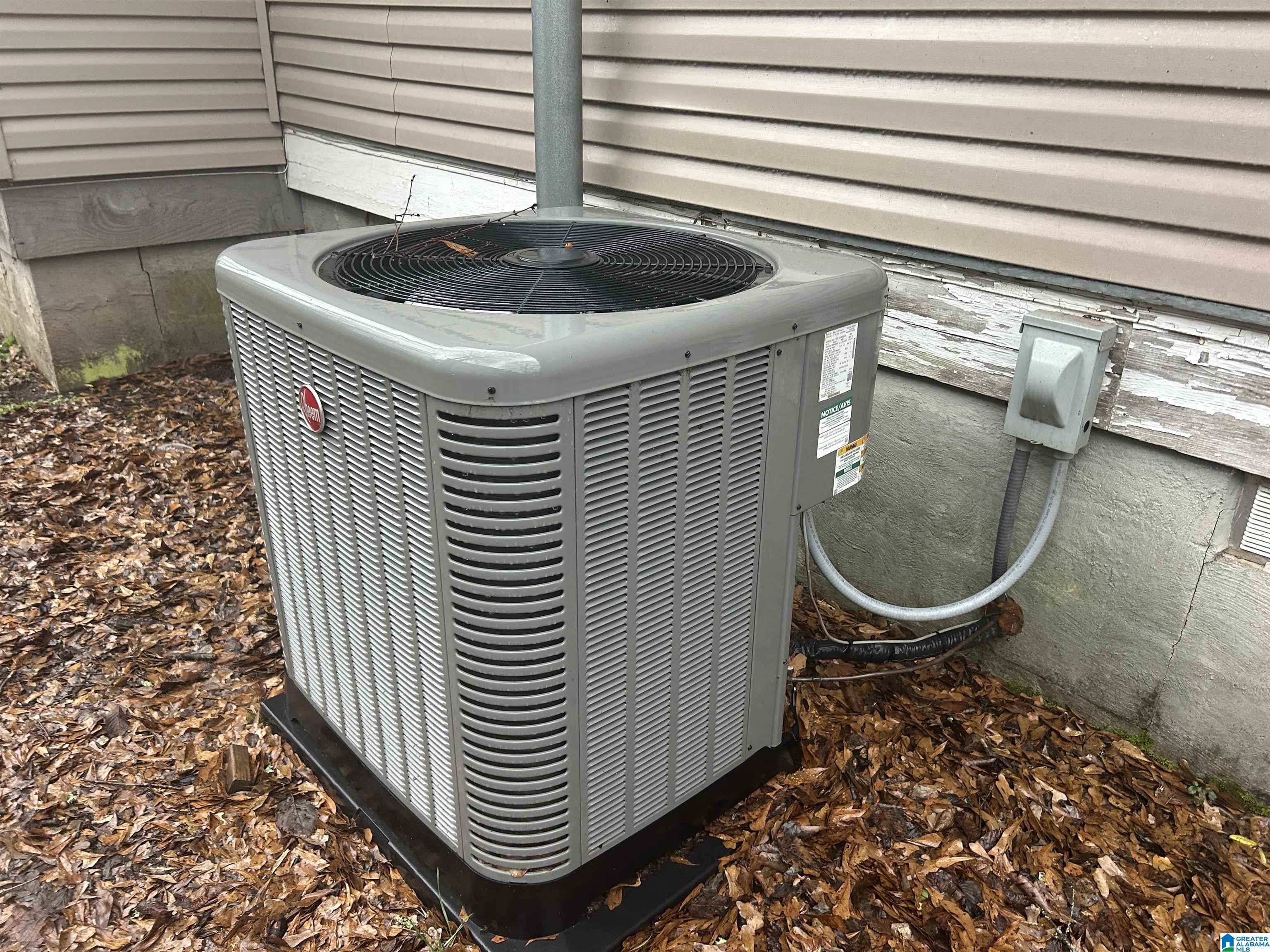 Homes for sale in Talladega, AL | 518 Court Street N, Talladega, AL 35160 | MLS# 21444896