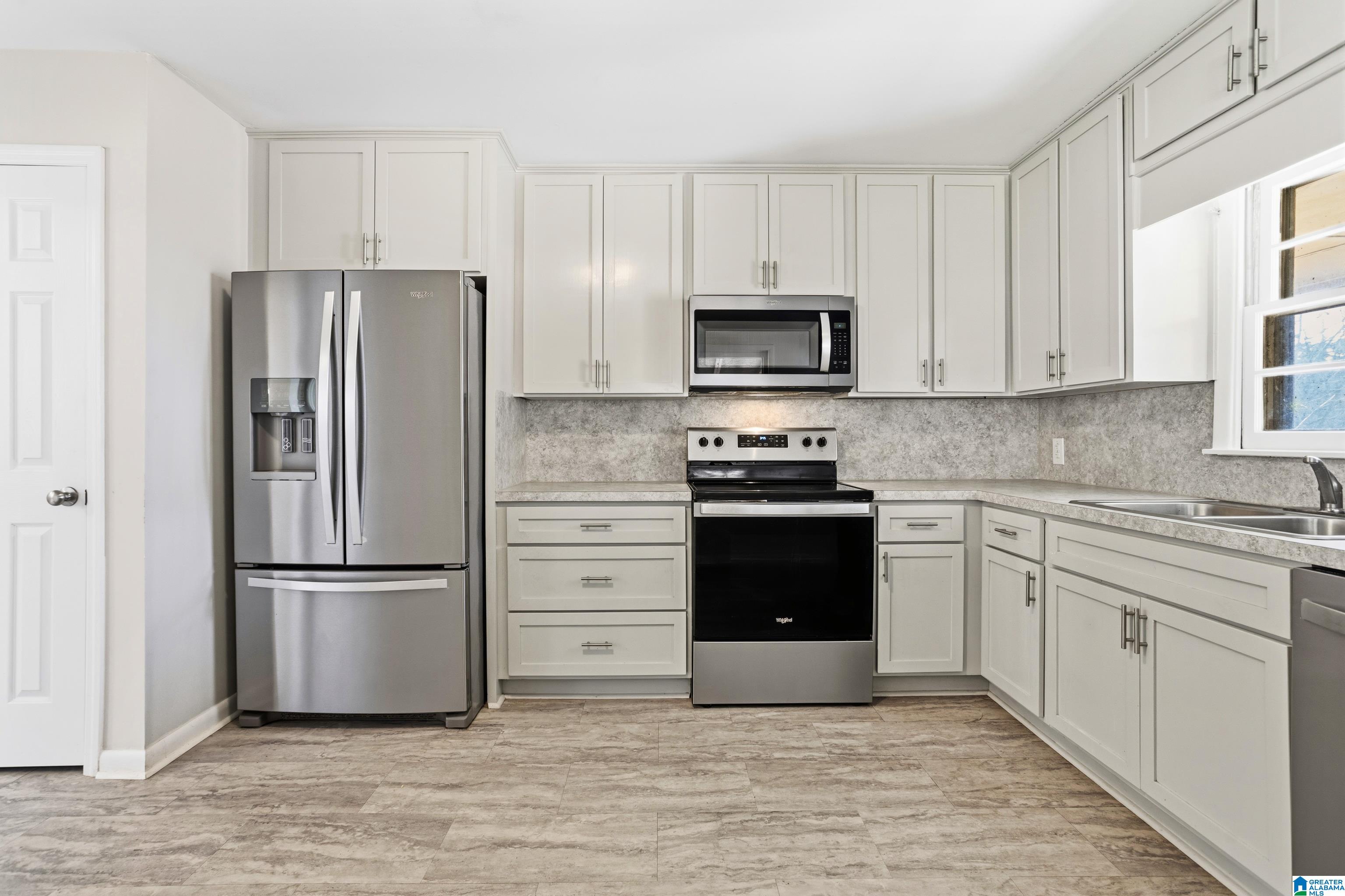 Homes for sale in Fultondale, AL | 440 Central Avenue, Fultondale, AL 35068 | MLS# 21444898