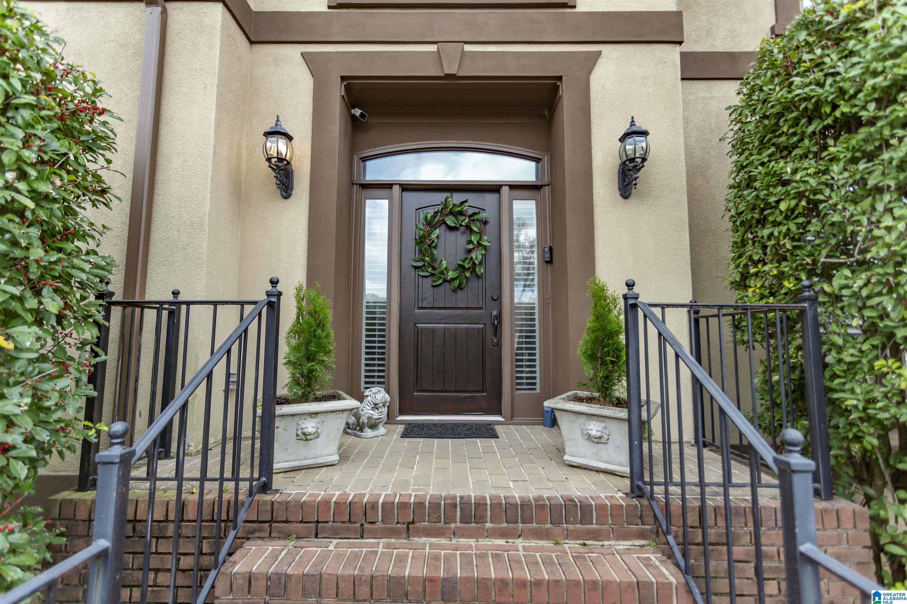 Homes for sale in Vestavia Hills, AL | 1681 Crossgate Dr, Vestavia Hills, AL 35216 | MLS# 21444904