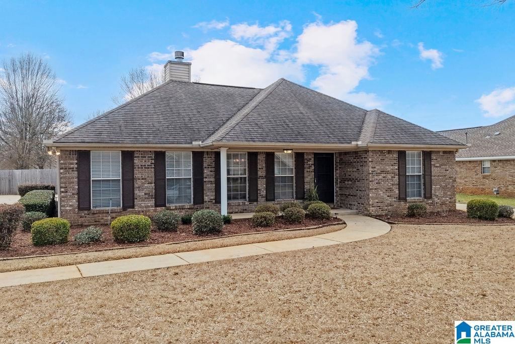 Homes for sale in Alabaster, AL | 122 Horseshoe Circle, Alabaster, AL 35007 | MLS# 21444932