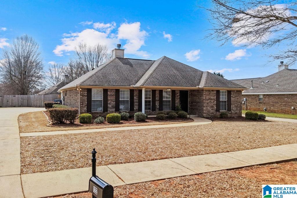 Homes for sale in Alabaster, AL | 122 Horseshoe Circle, Alabaster, AL 35007 | MLS# 21444932