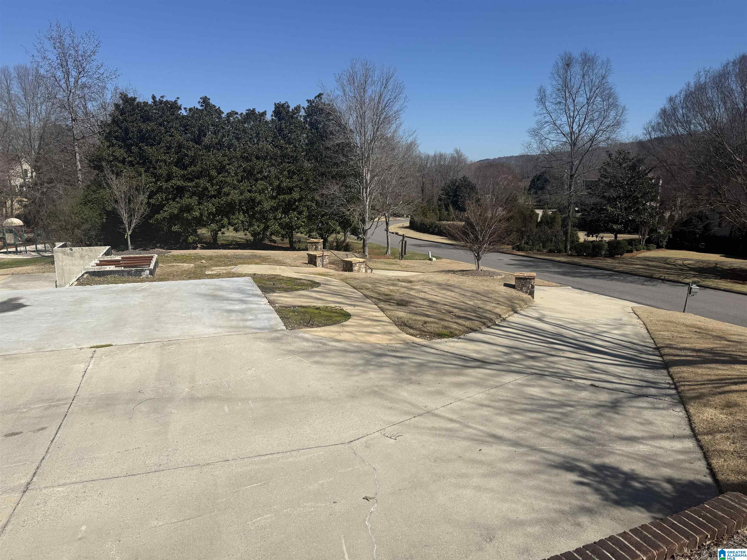 Homes for sale in Hoover, AL | 1053 Greymoor Road, Hoover, AL 35242 | MLS# 21444975