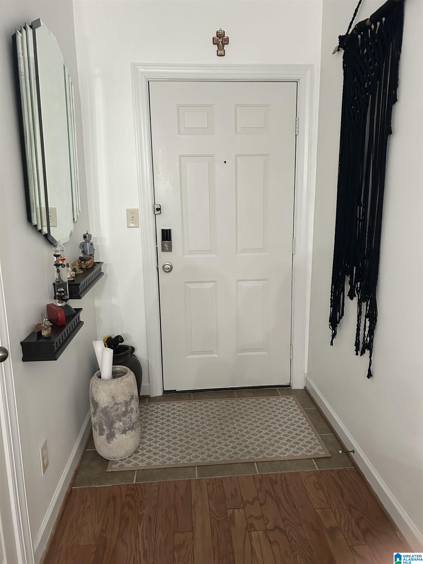 Homes for sale in Hoover, AL | 118 Sterling Oaks Dr #118, Hoover, AL 35244 | MLS# 21444981