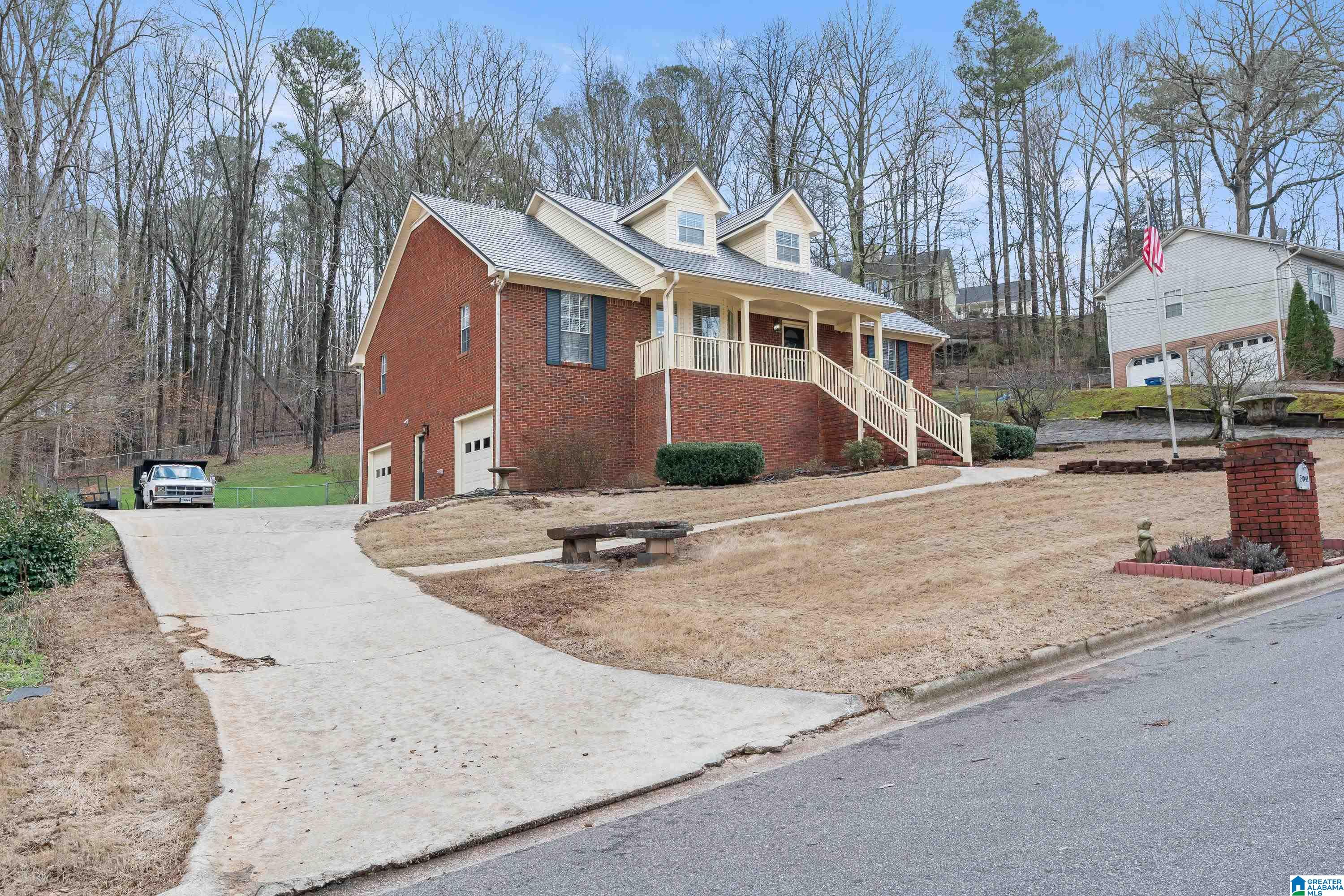 Homes for sale in Trussville, AL | 5041 Kelley Dr, Trussville, AL 35173 | MLS# 21445008