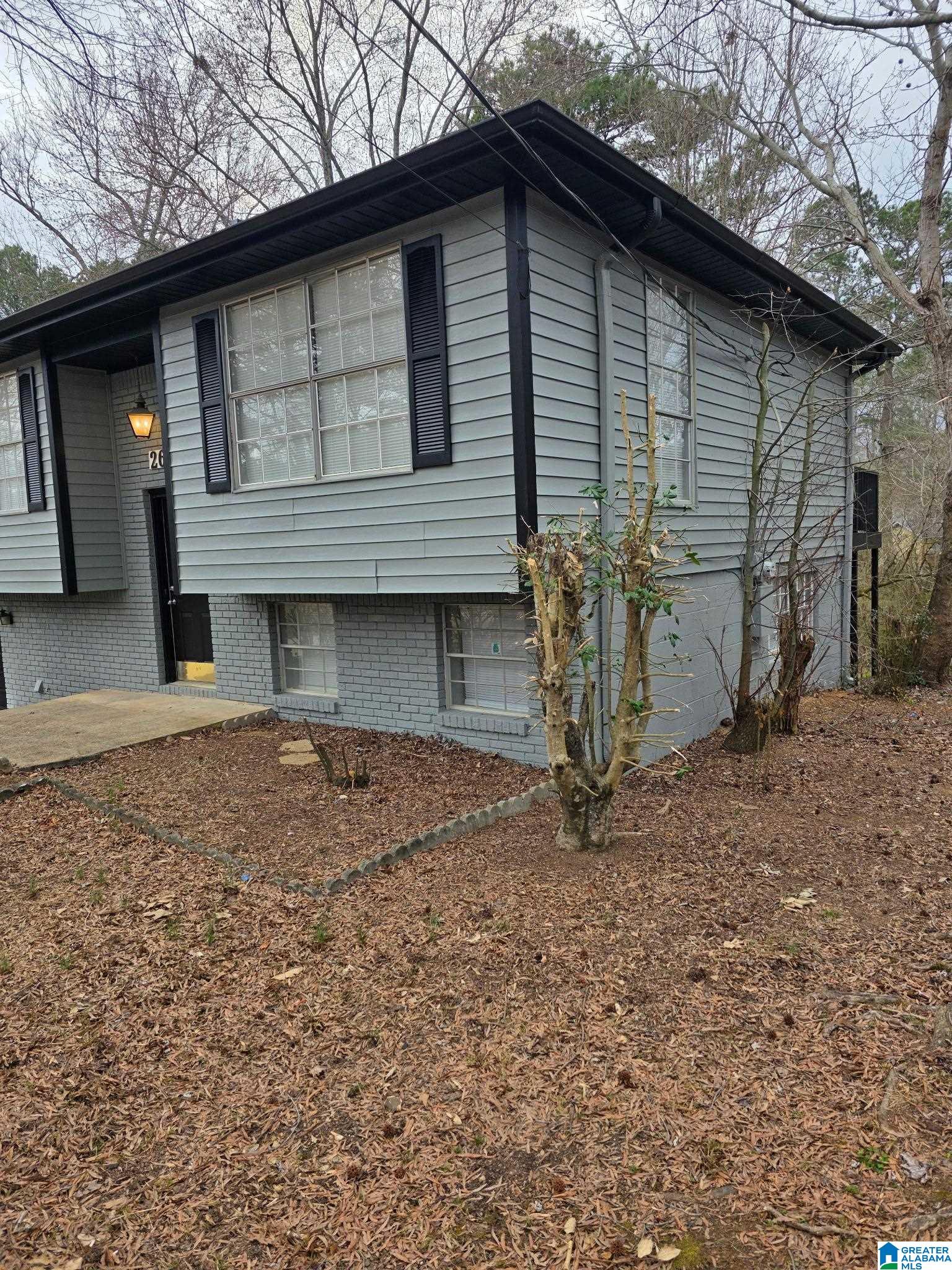 Photo 3 of Sale Pending at 2612 Shoemaker St, Birmingham, AL 35235 | MLS# 21445042 | Listing updated on 2026-08-20