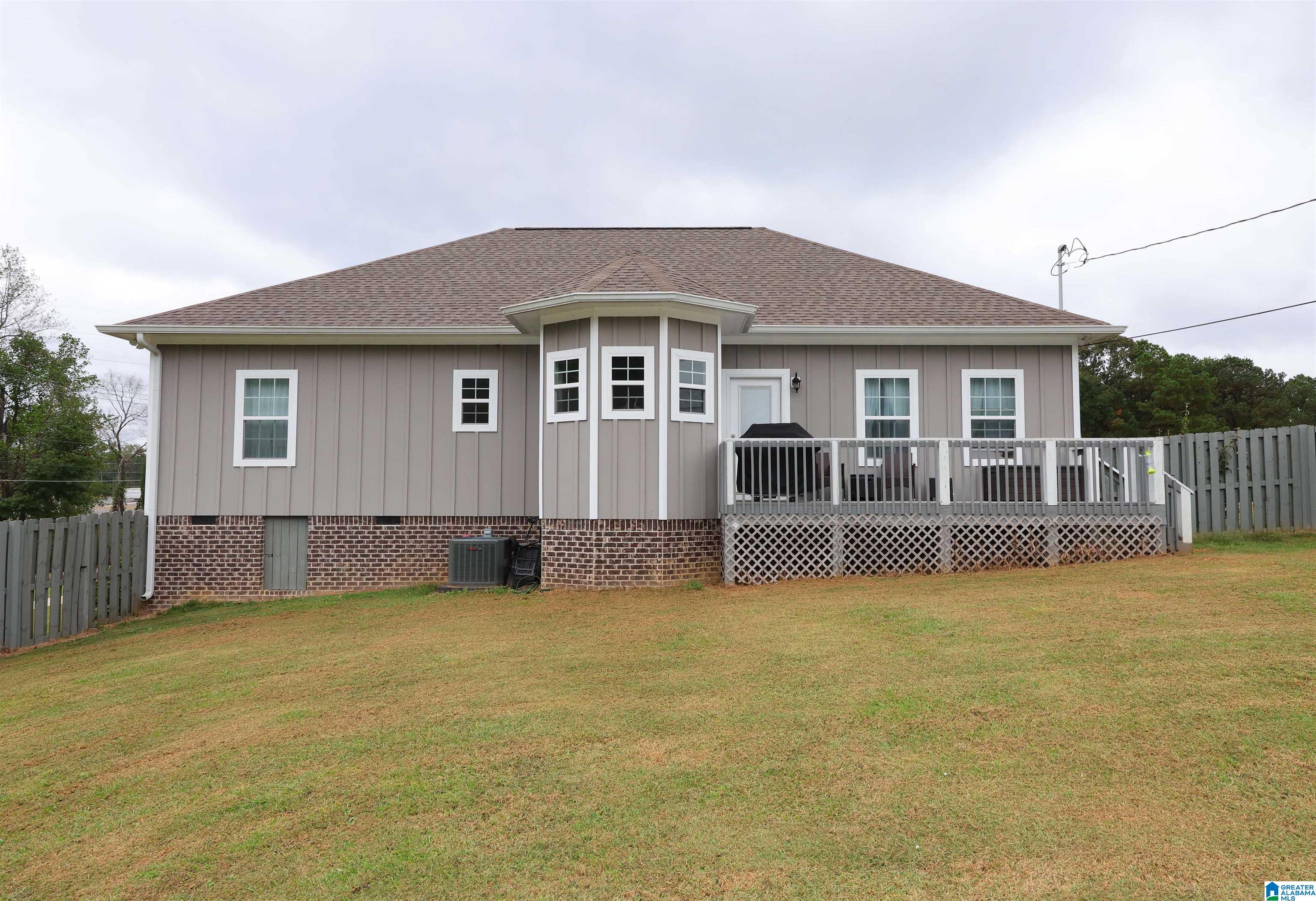 Homes for sale in Pell City, AL | 1400 Tunnel Mtn Road, Pell City, AL 35125 | MLS# 21445047