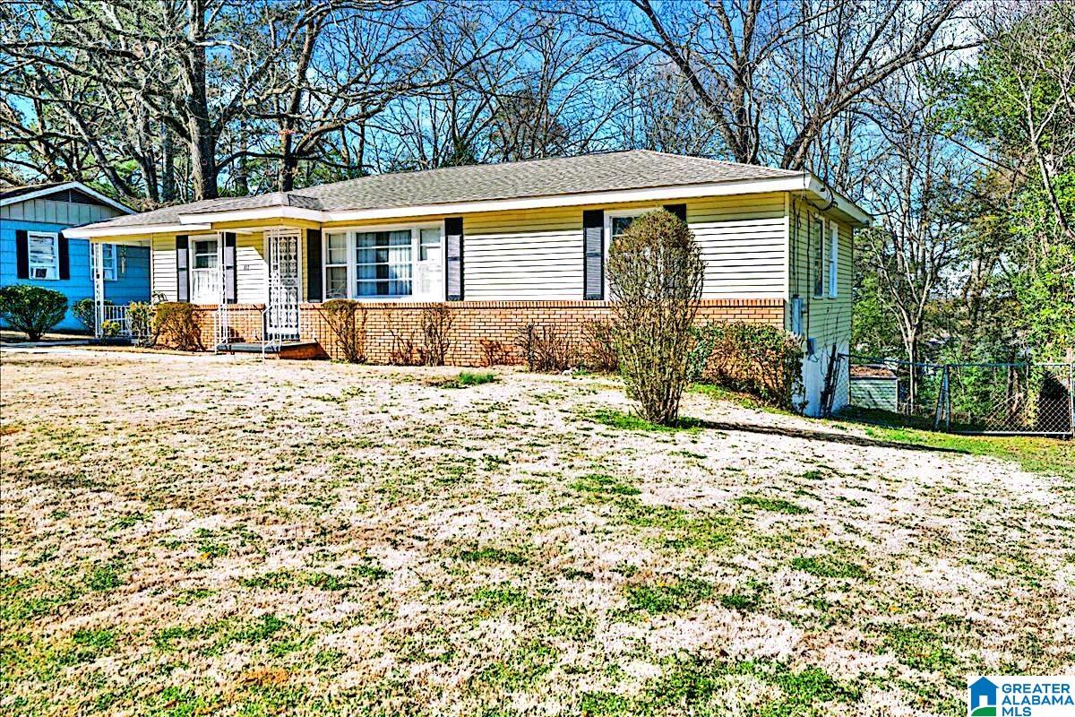 Homes for sale in Center Point, AL | 1932 4th Street Ne, Center Point, AL 35215 | MLS# 21445049