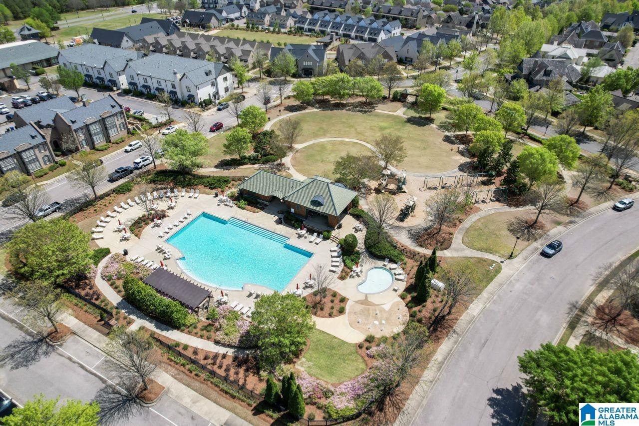 Photo 2 of Townhouse for sale at 2082 Ross Park Way, Hoover, AL 35226 | MLS# 21445112 | Listing updated on 2026-06-23