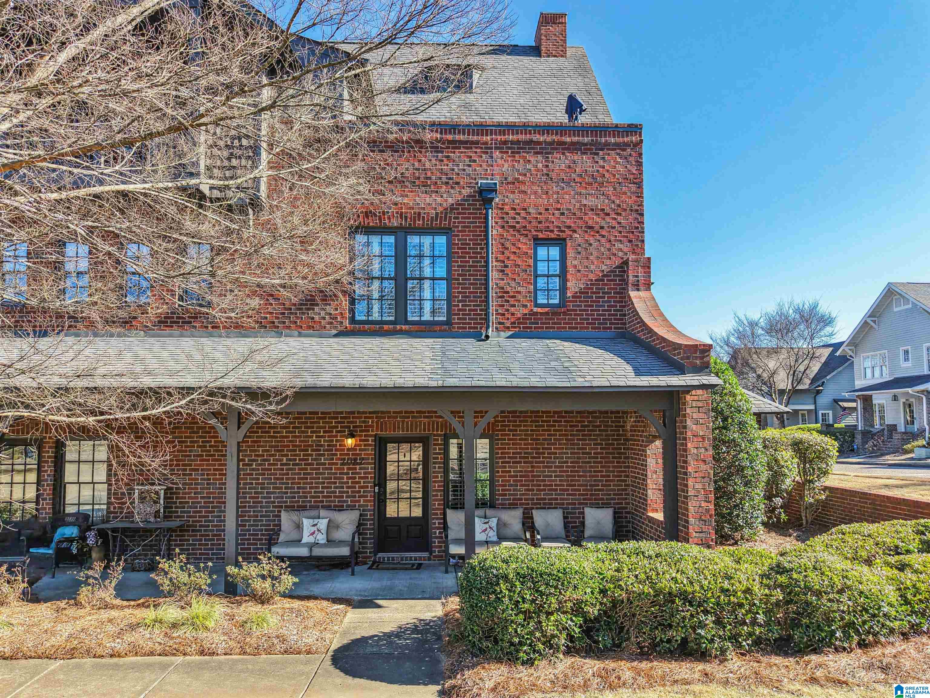 Photo 3 of Townhouse for sale at 2082 Ross Park Way, Hoover, AL 35226 | MLS# 21445112 | Listing updated on 2026-06-23
